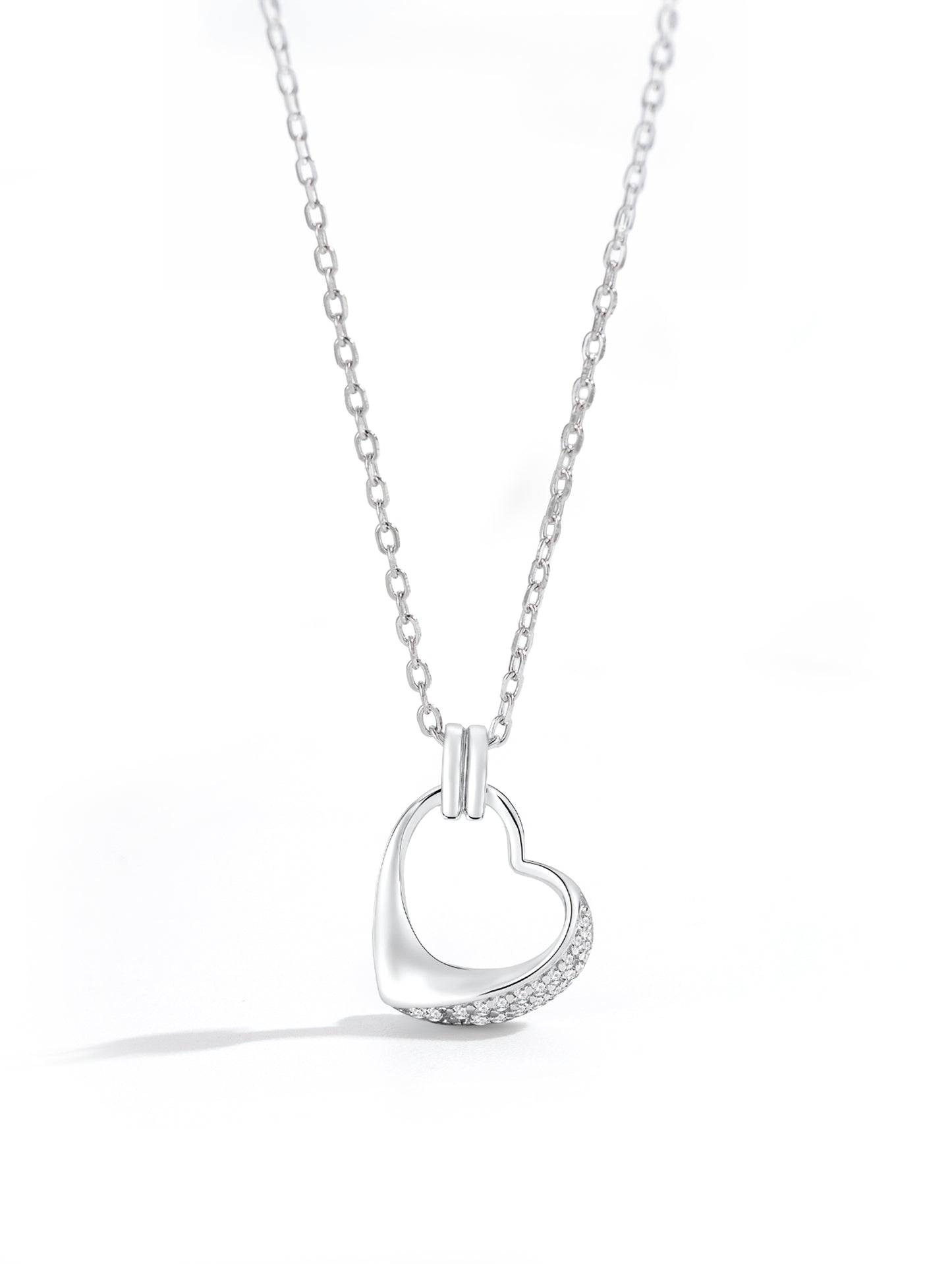 SERENITY HEART HALO CHARM CHAIN