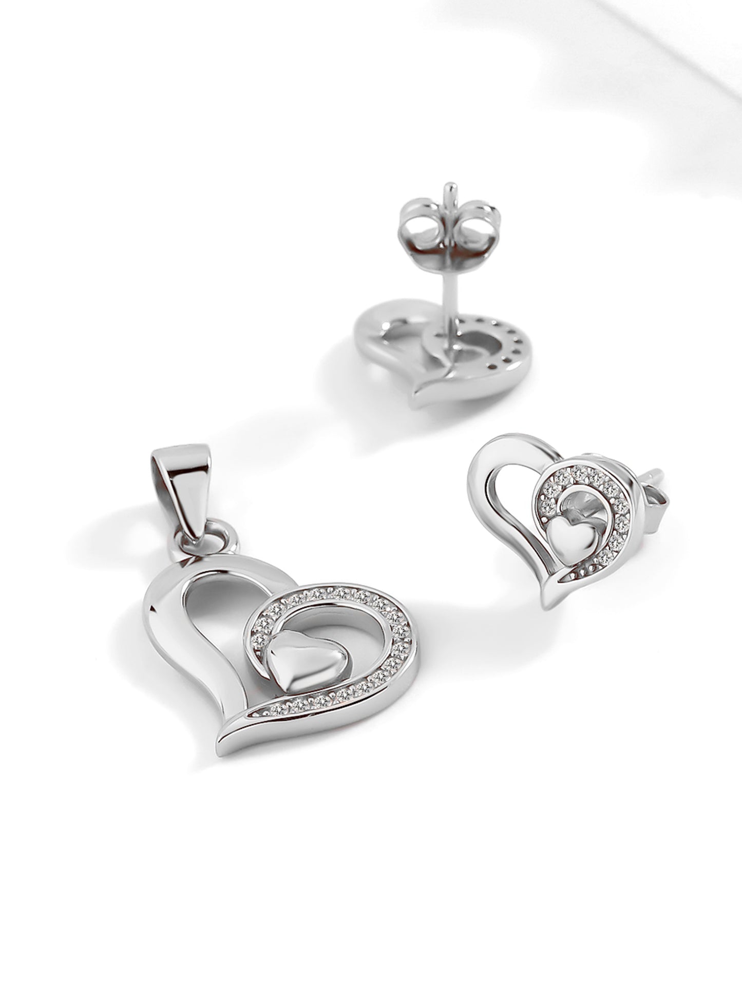 Eternal Grace Pendant Set