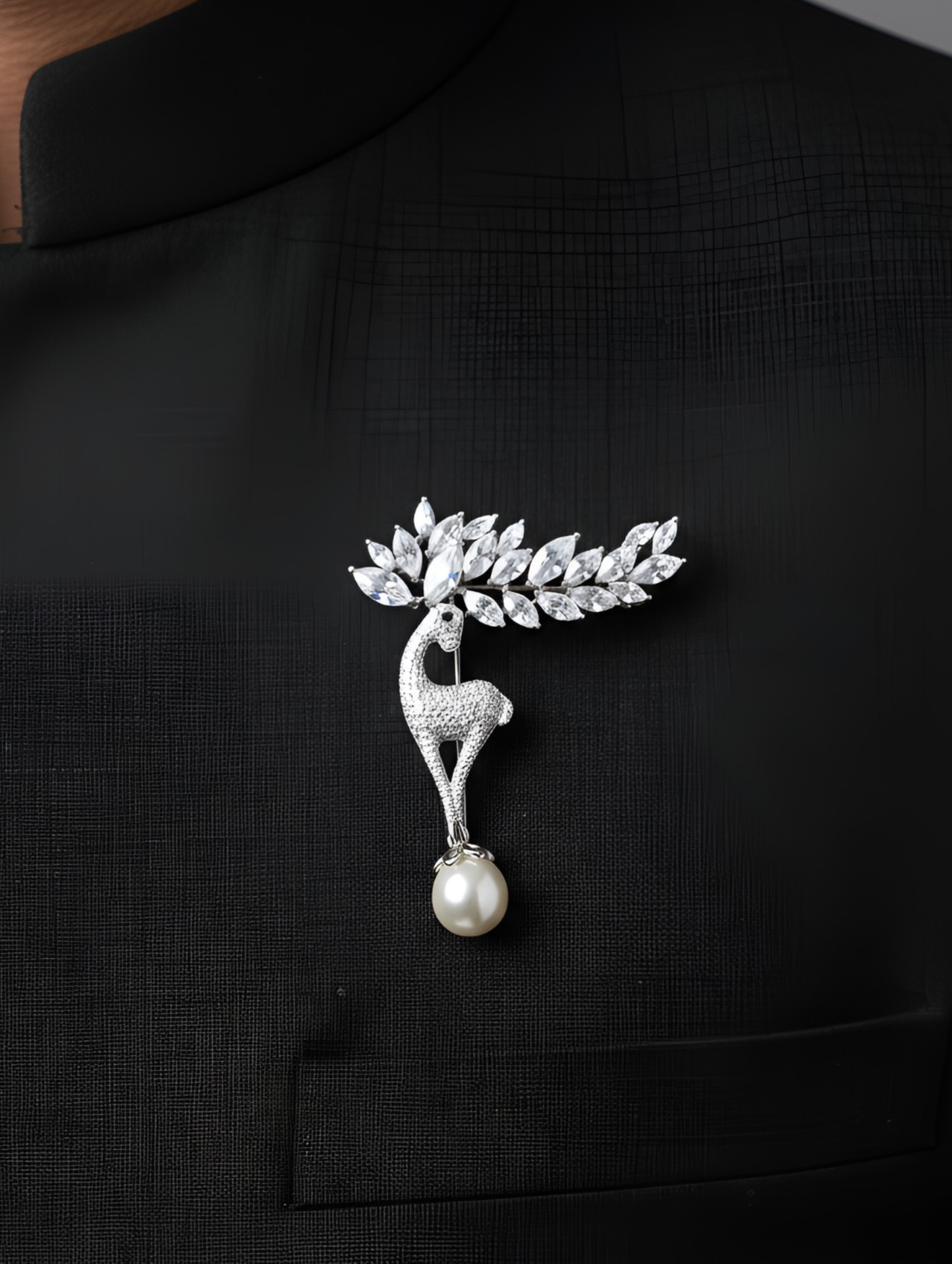 GRACEFUL FAWN BROOCH