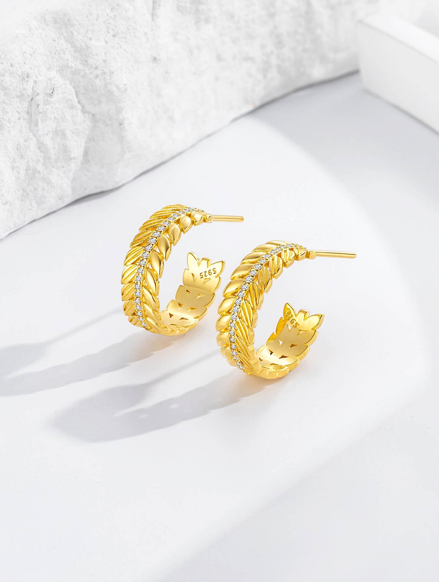 GOLDEN LEAF RADIANCE HOOPS EARRINGS