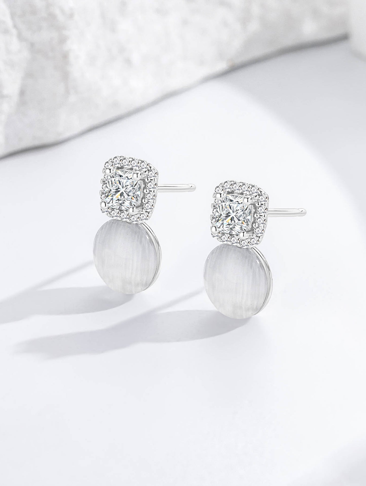 MOONLIT AURA EARRINGS