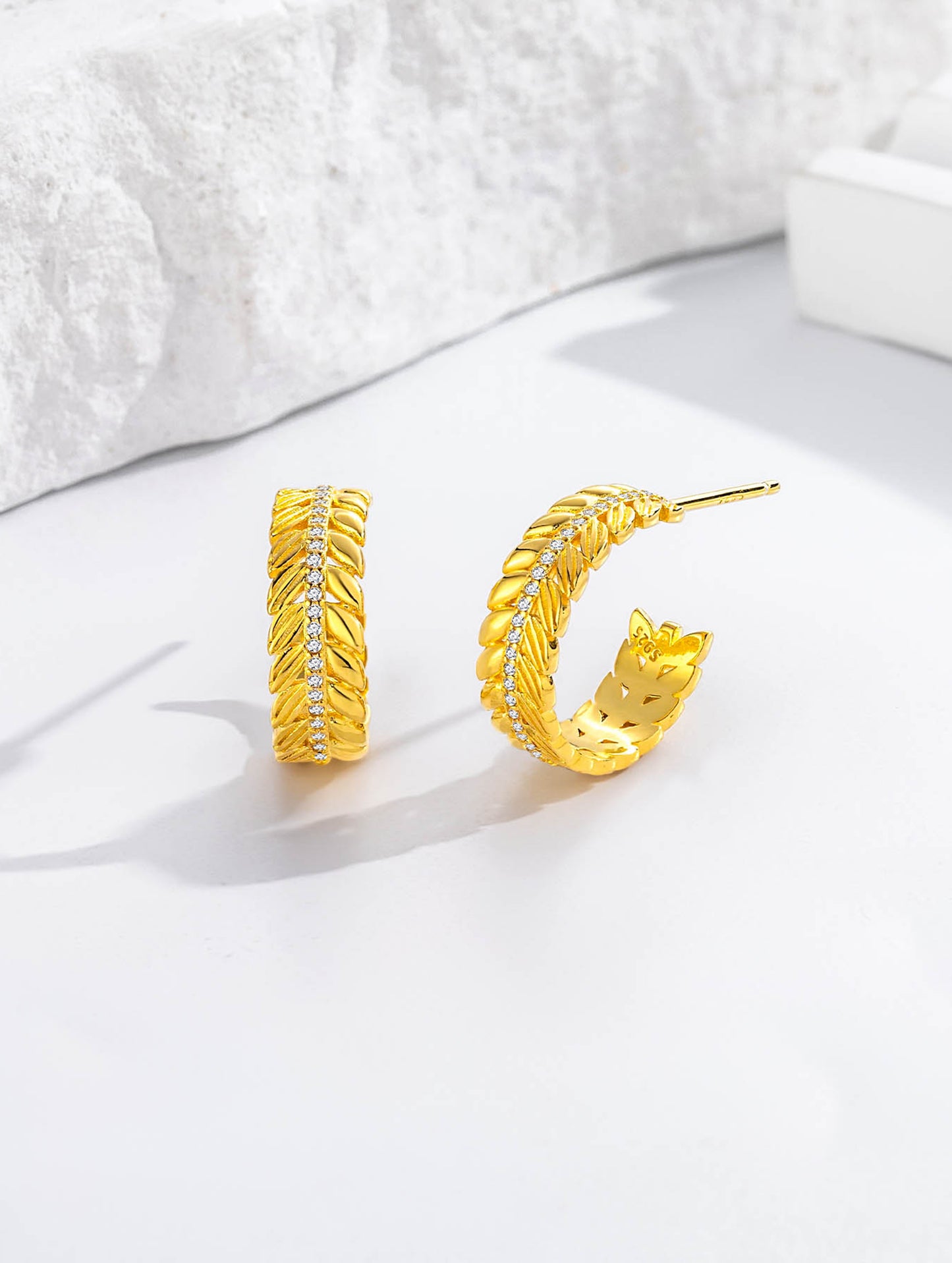 GOLDEN LEAF RADIANCE HOOPS EARRINGS