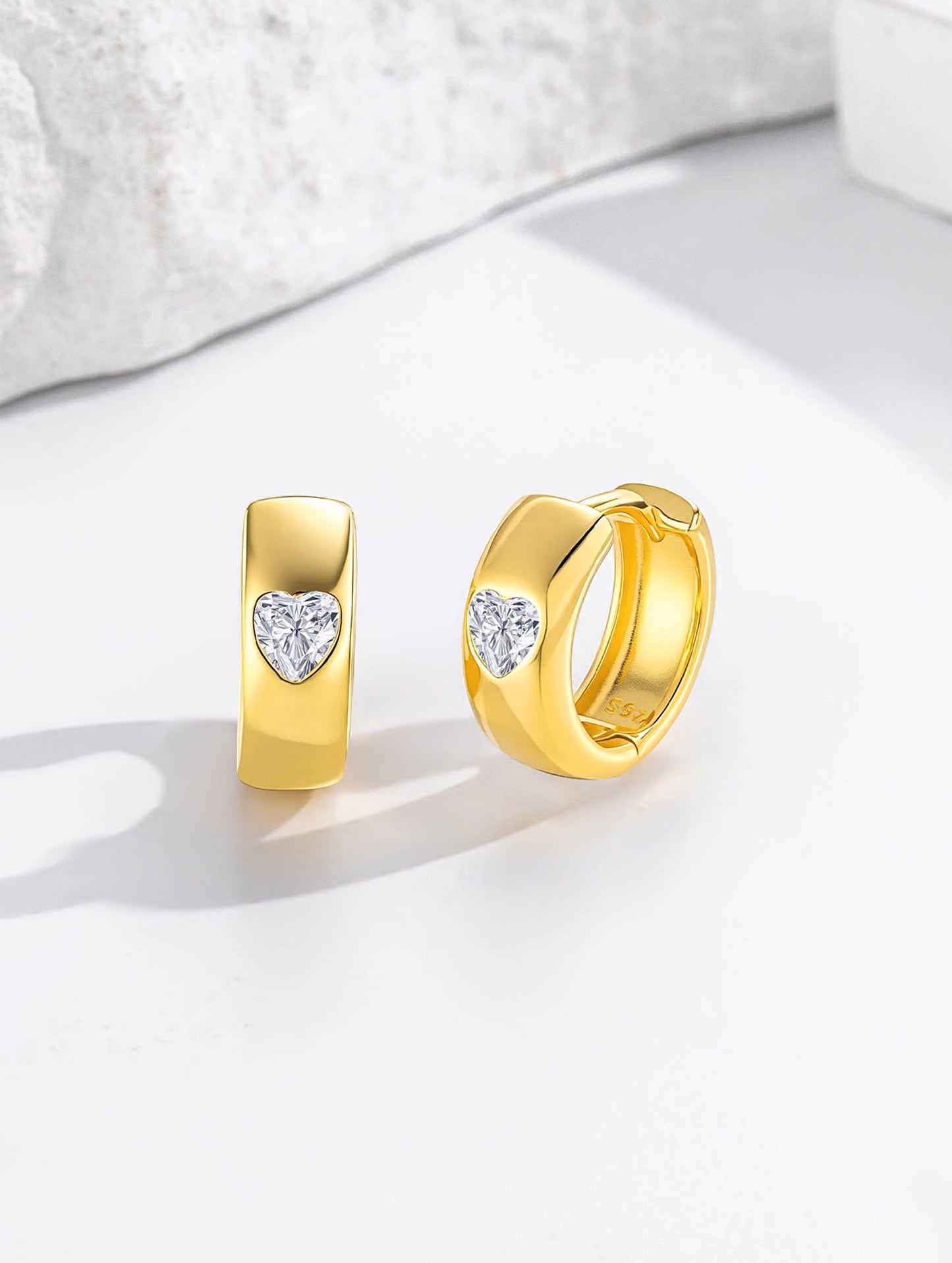 LUMINOUS HEART HOOP EARRINGS