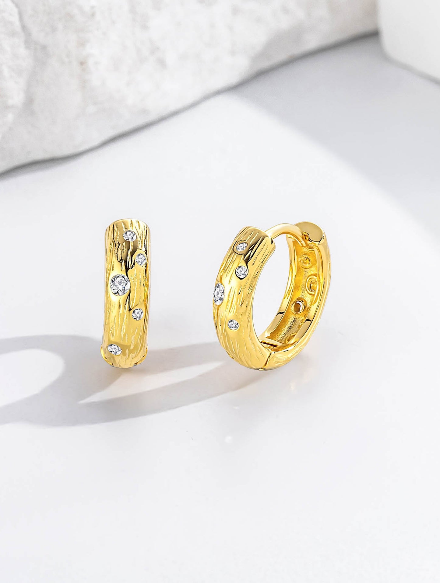 GOLDEN STARDUST HOOPS EARRINGS