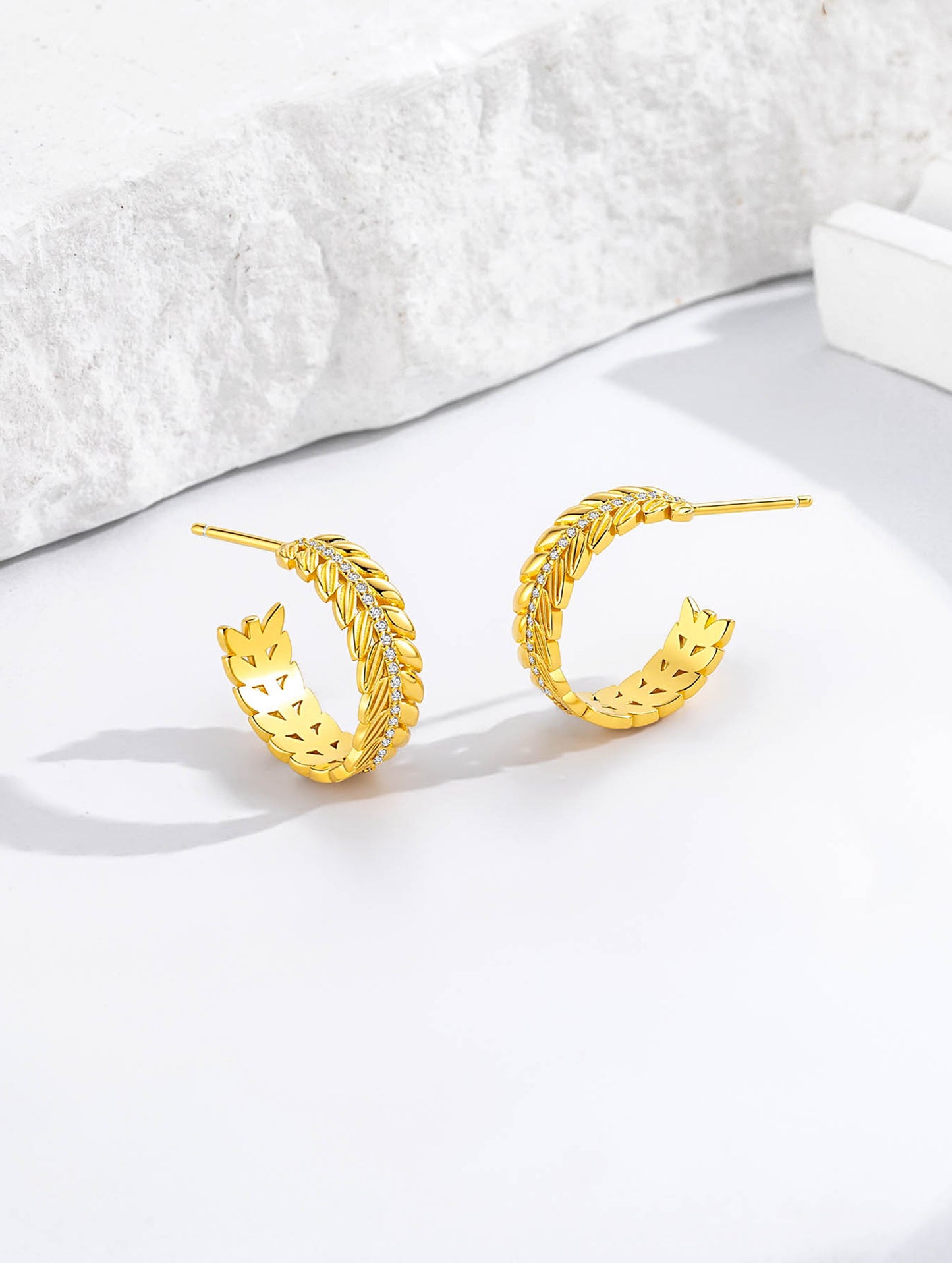GOLDEN LEAF RADIANCE HOOPS EARRINGS