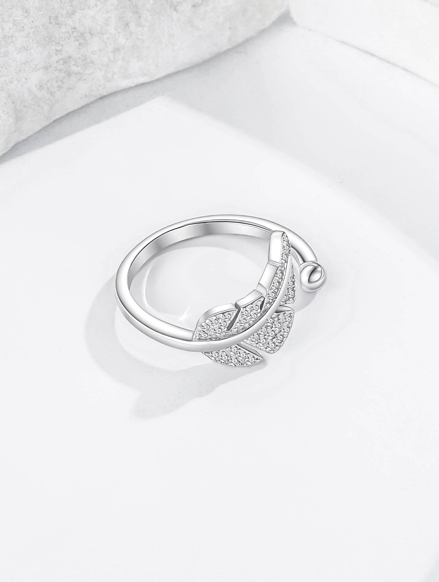 FEATHER GRACE AAFREEN RING