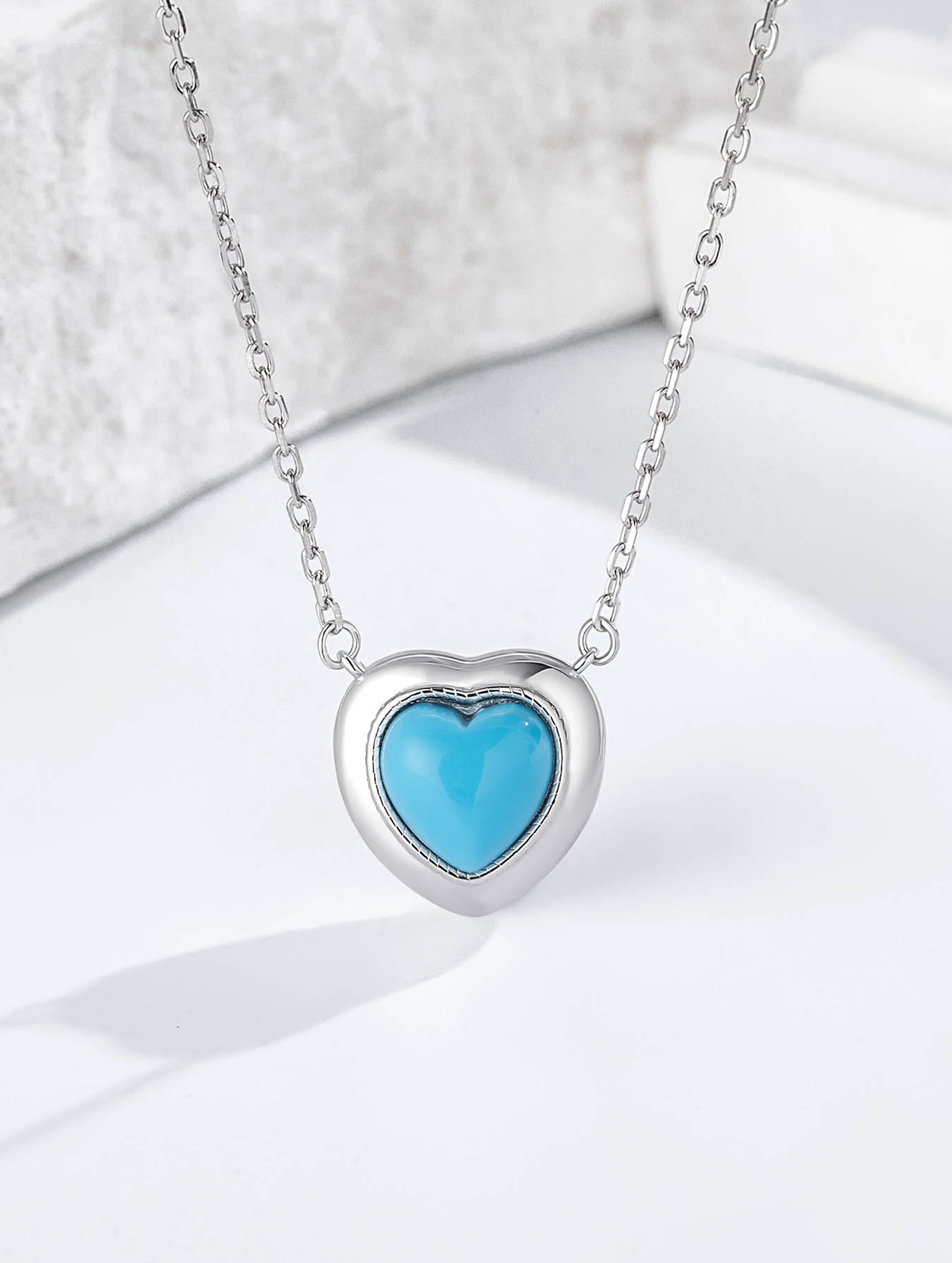 BLUE WHISPER HEART CHARM CHAIN