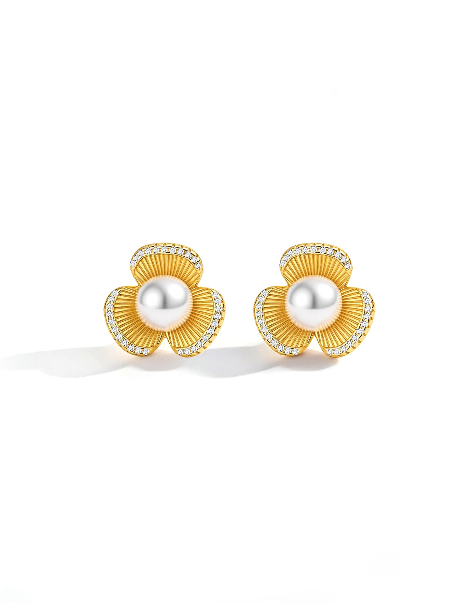 RADIANT BLOOM PEARL EARRINGS