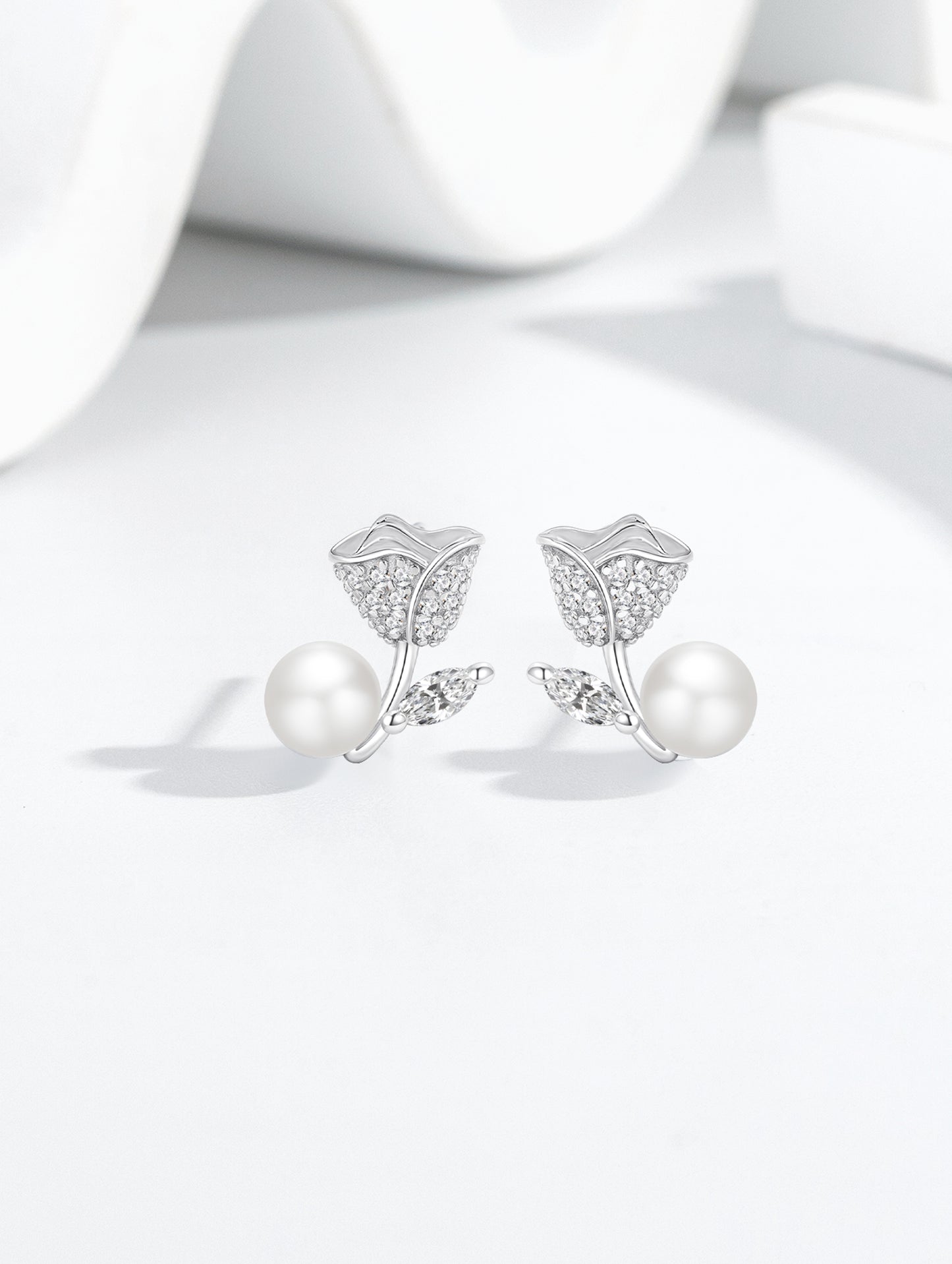 SILVER ROSE PEARL EARRINGS