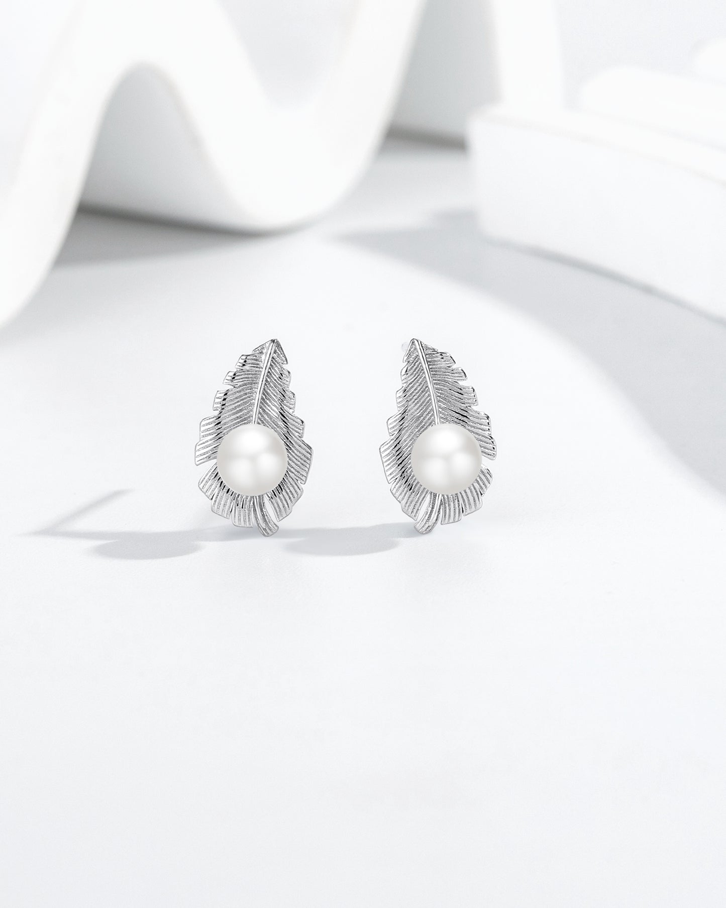 PEARL LEAF WHISPER STUD EARRINGS