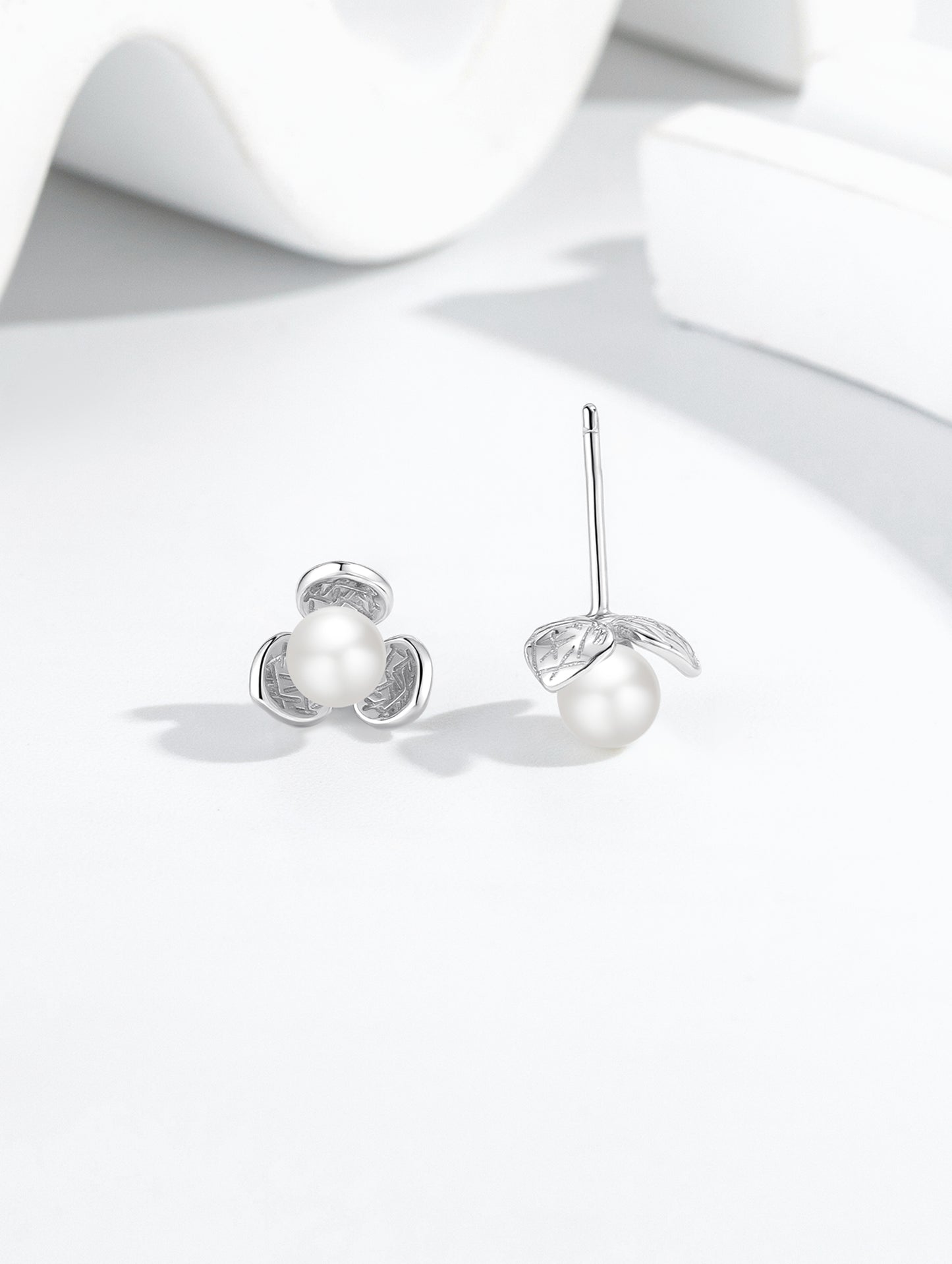 SILVER BLOSSOM PEARL STUD EARRINGS