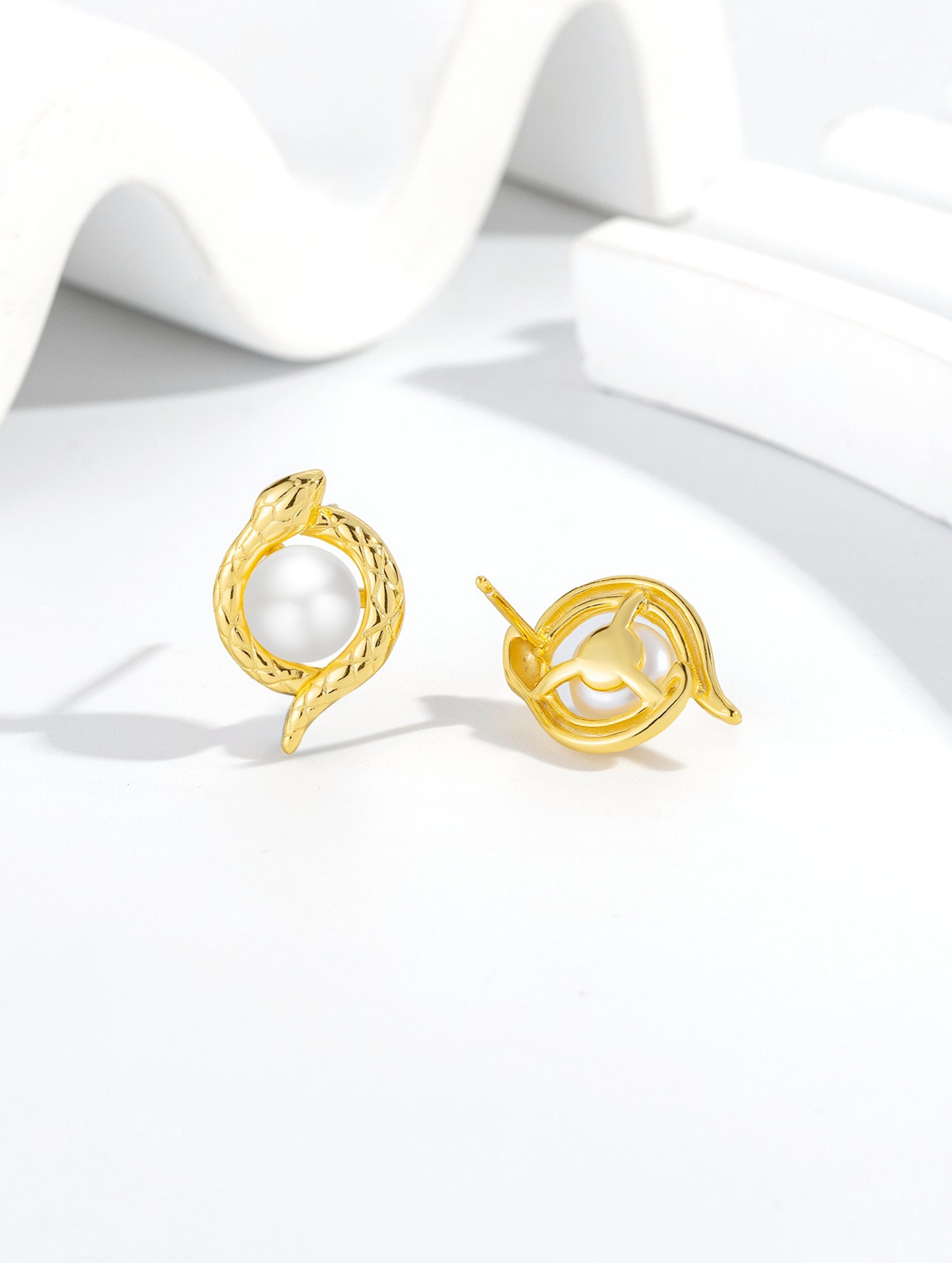 GOLDEN SERPENT STUD EARRINGS