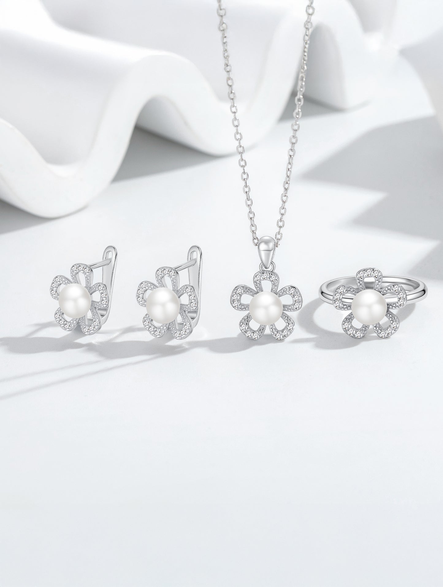 Pearl Blossom Elegance Set