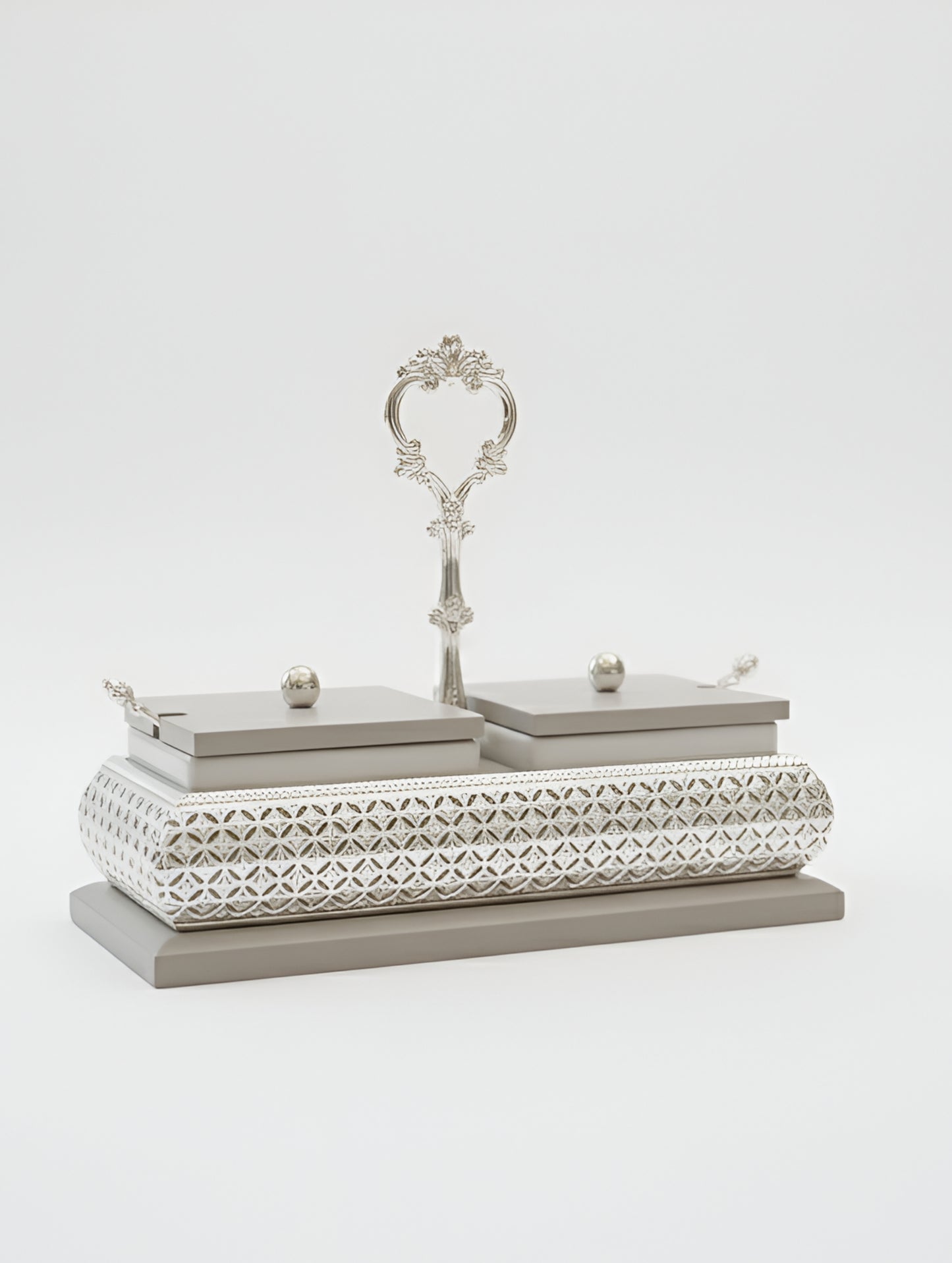 Regalia Twin Grace Holder