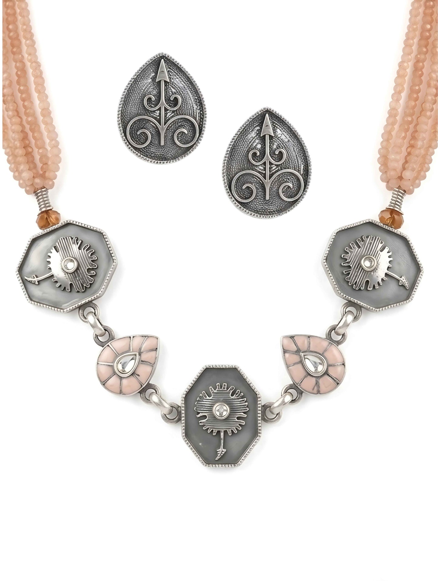 Noor Arrow Grace Necklace
