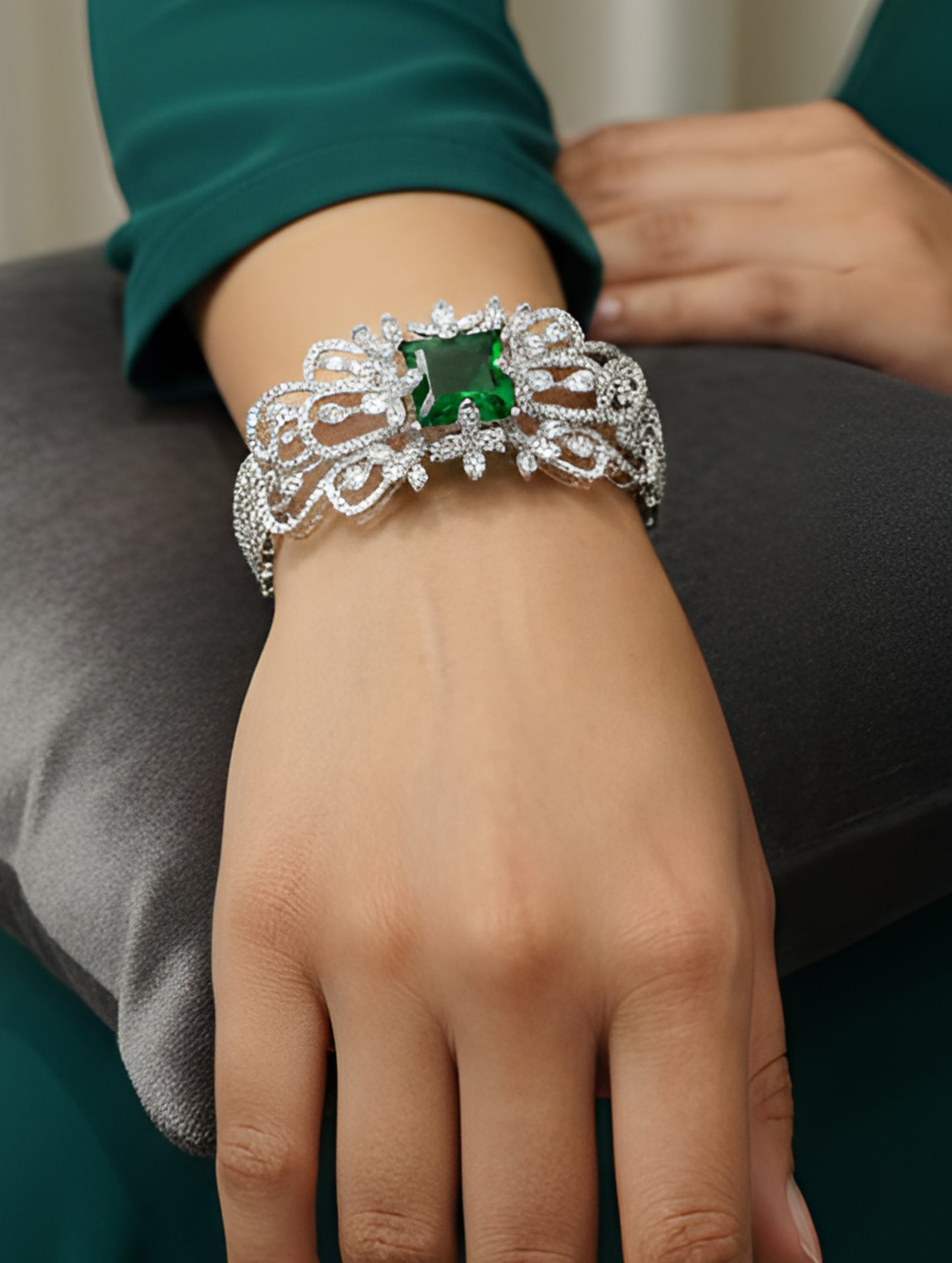 Premium Emerald Royale Bracelet
