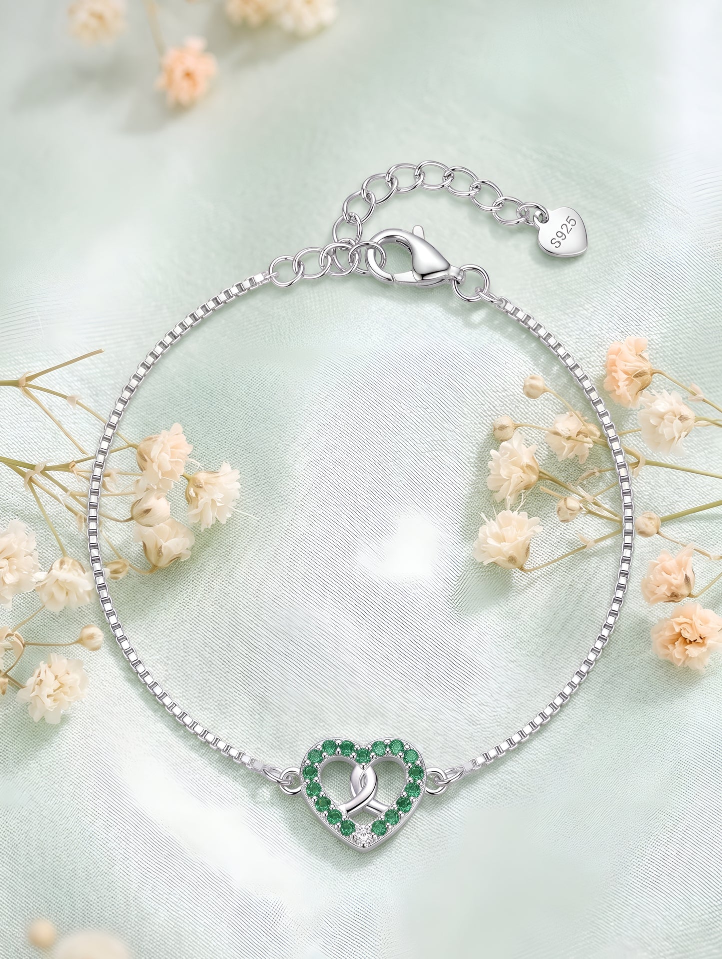 Emerald Eternal Heart Bracelet