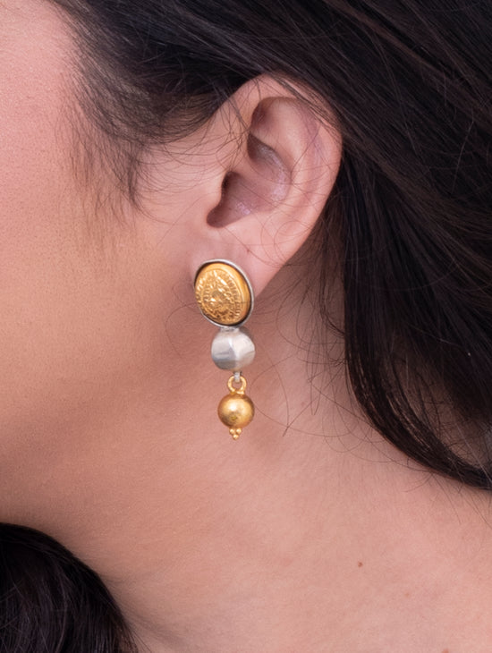 Load image into Gallery viewer, NAYAB EARRINGS (STYLE 7124)
