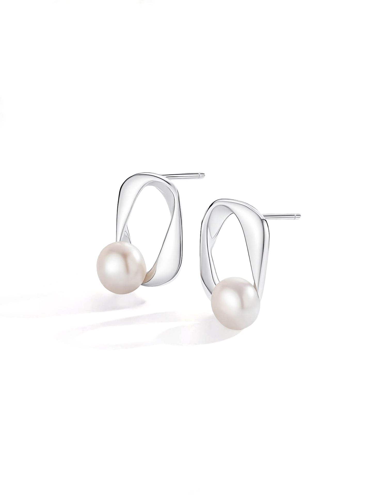 LUSTRE LOOP PEARL EARRINGS