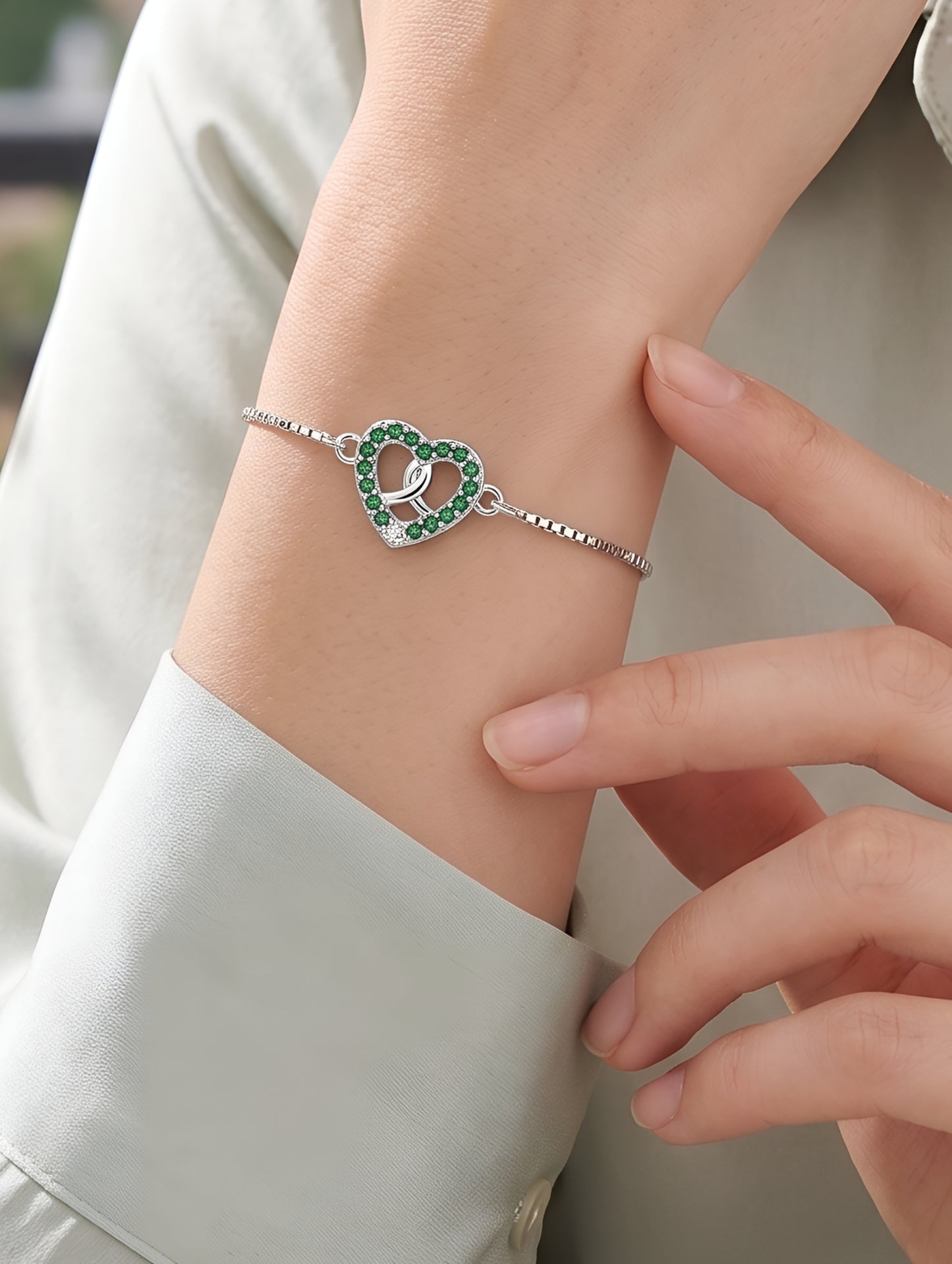 Emerald Eternal Heart Bracelet