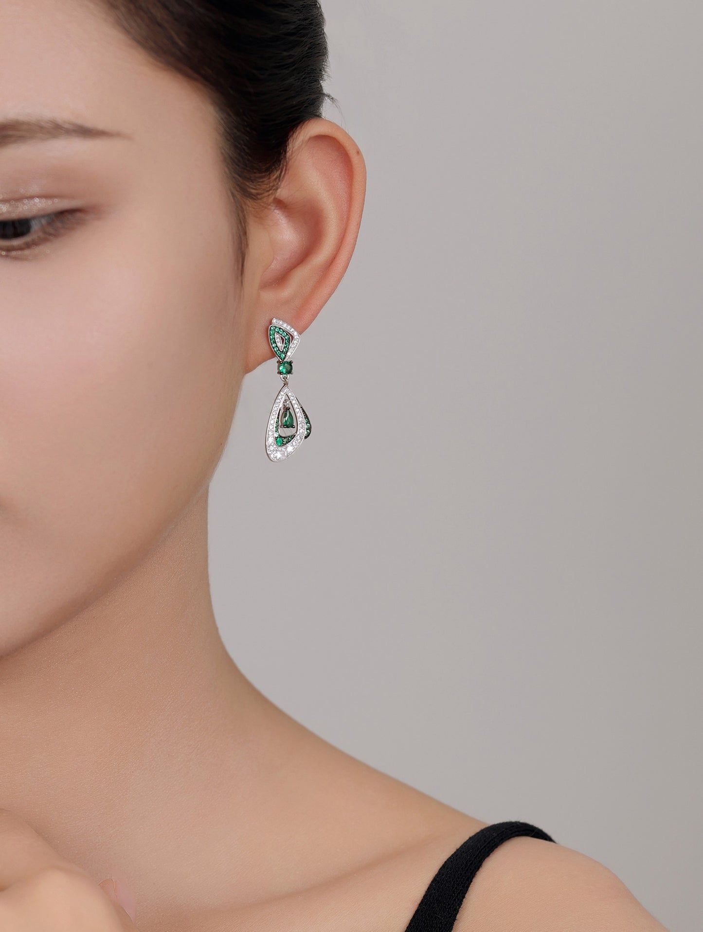 AAFREEN EARRINGS (STYLE 20487)