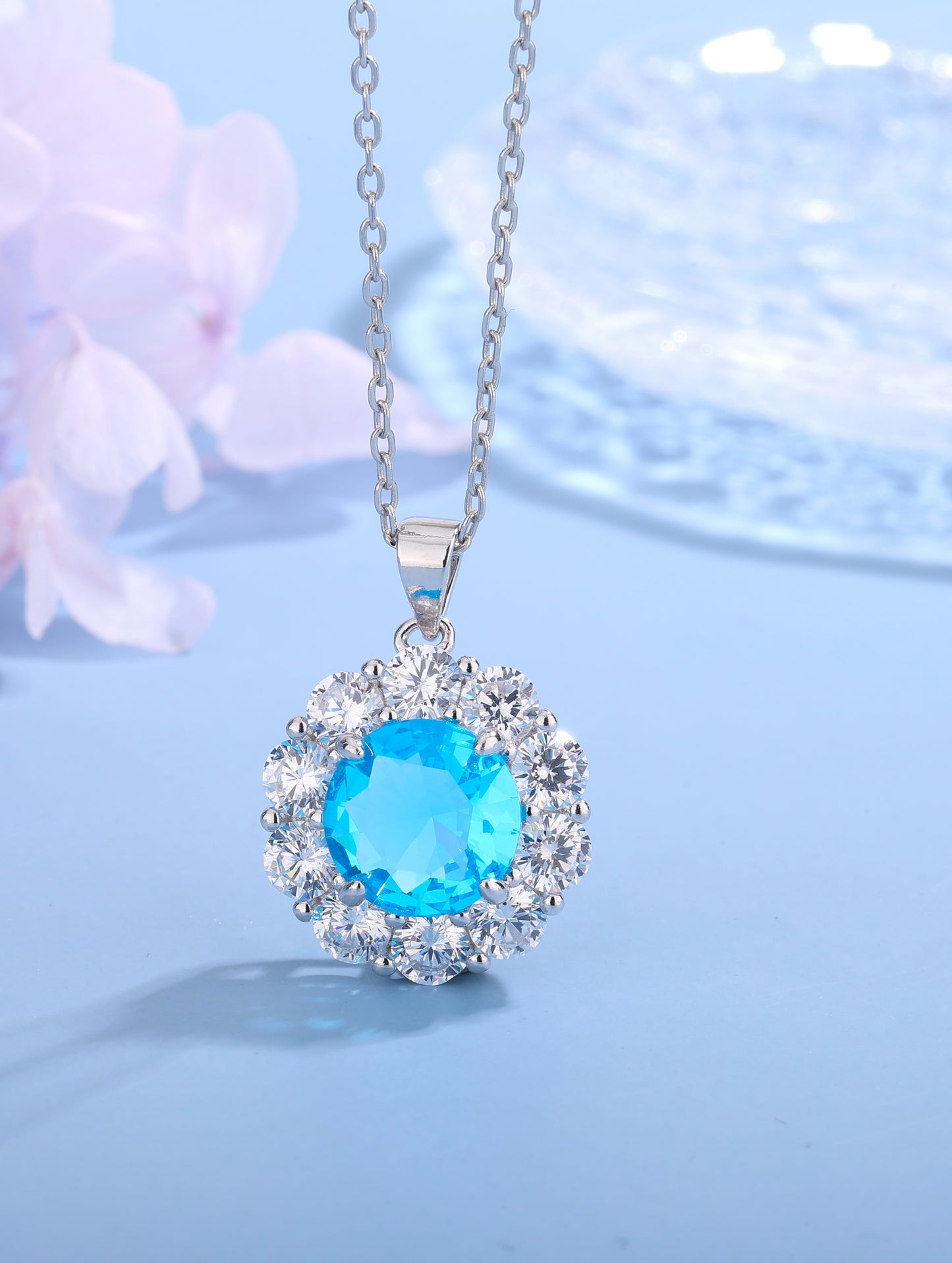 AQUA ROYAL HALO PENDANT SET
