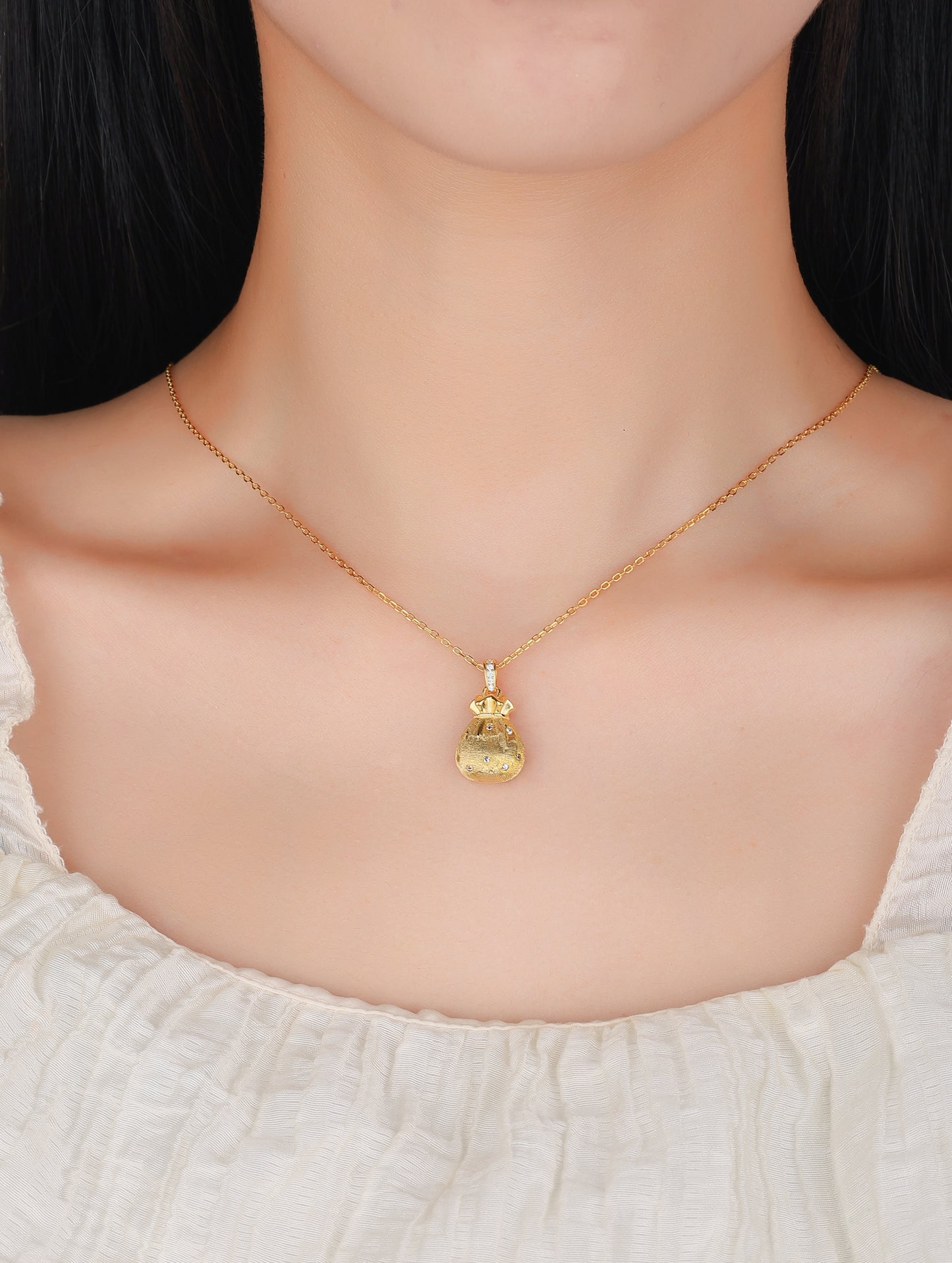 GOLDEN TREASURE POUCH CHARM CHAIN