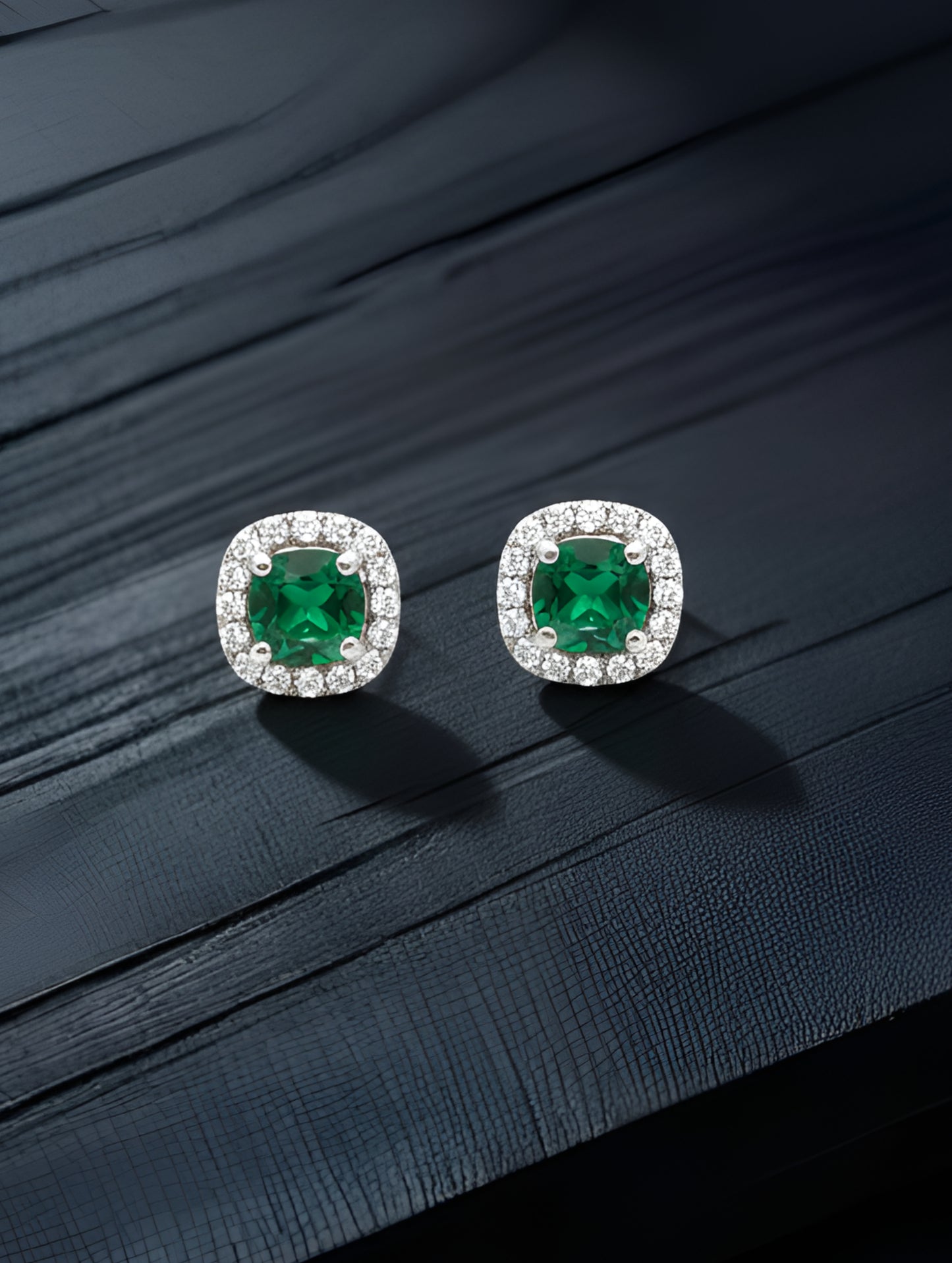 Premium Royale Halo Stud Earring