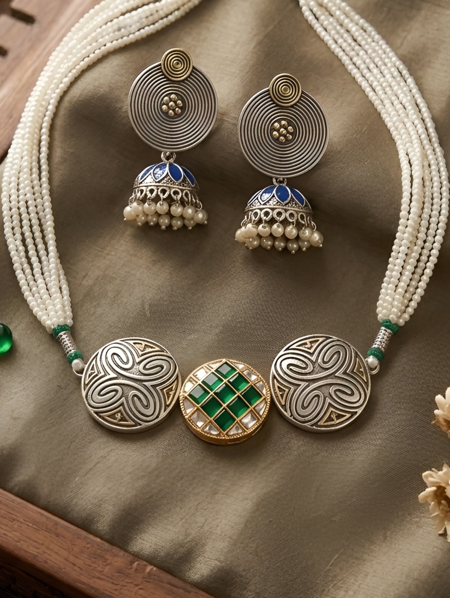 Sunburst Heritage Nayab Necklace