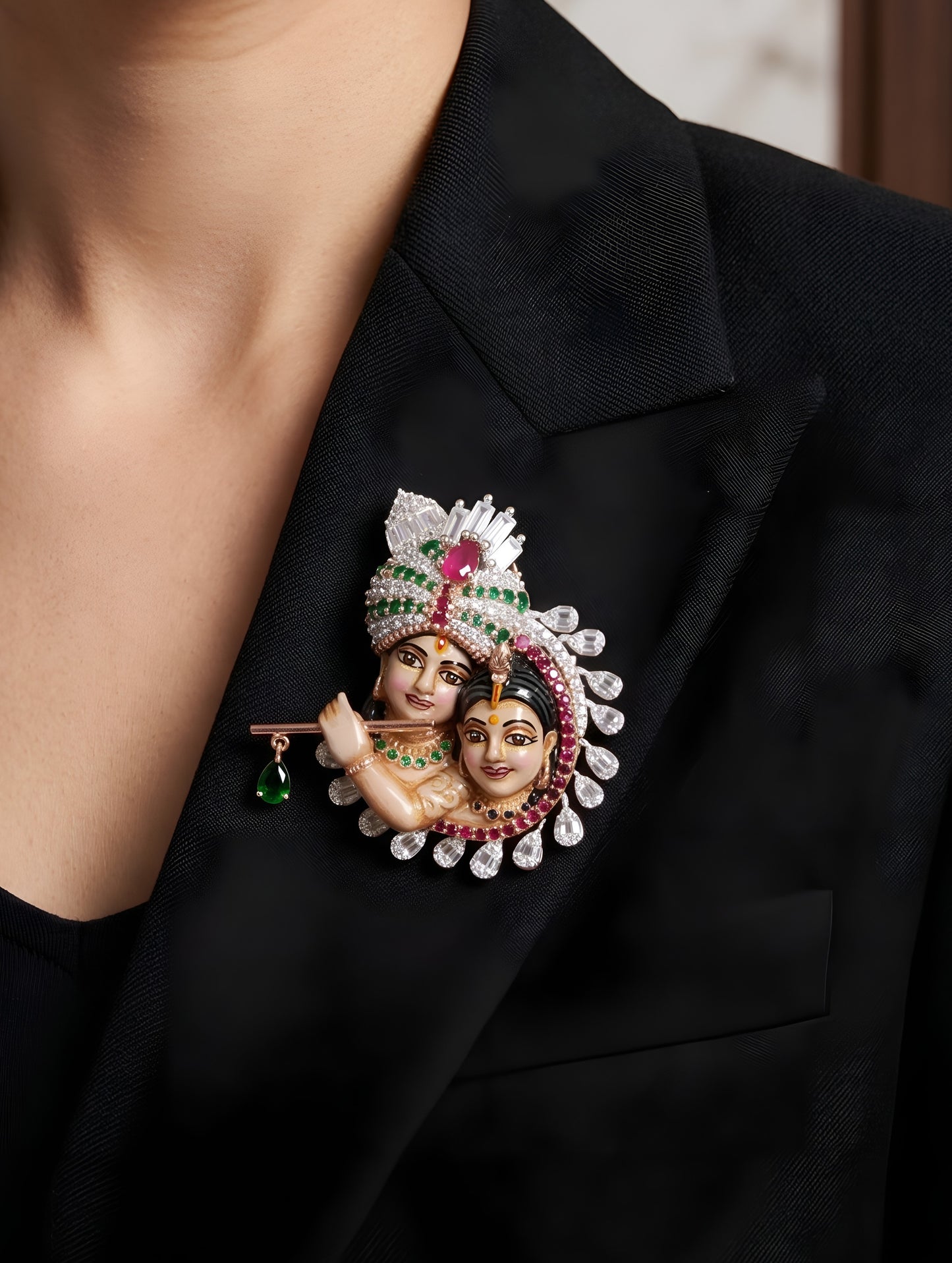 Divine Raas Pendant Brooch