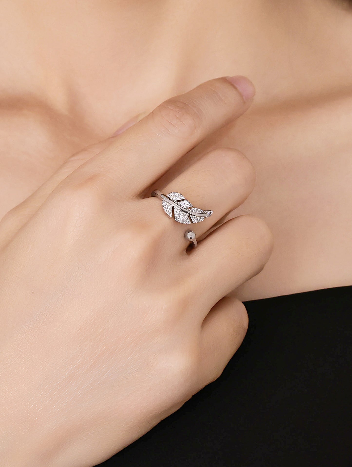 FEATHER GRACE AAFREEN RING