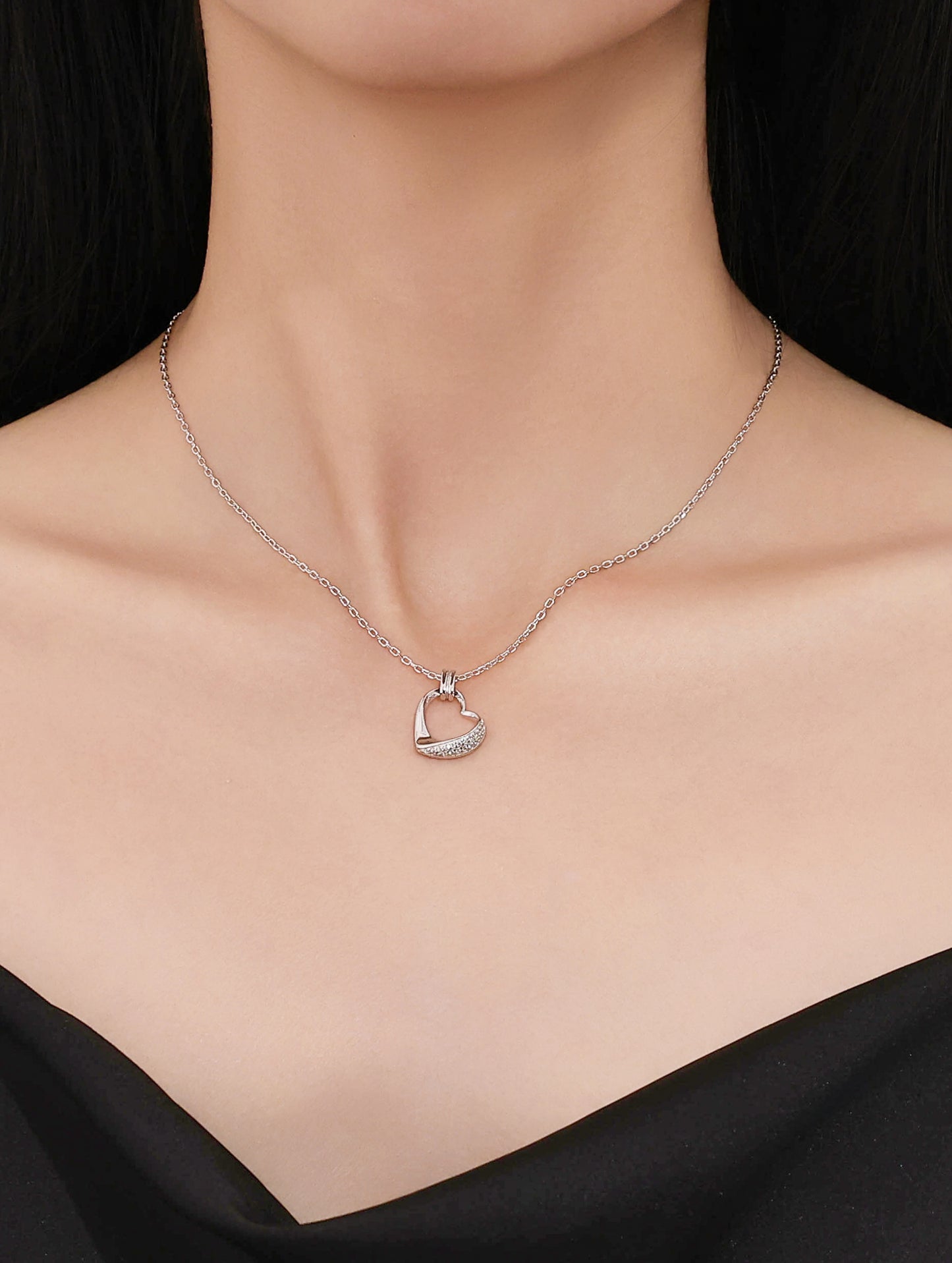 SERENITY HEART HALO CHARM CHAIN