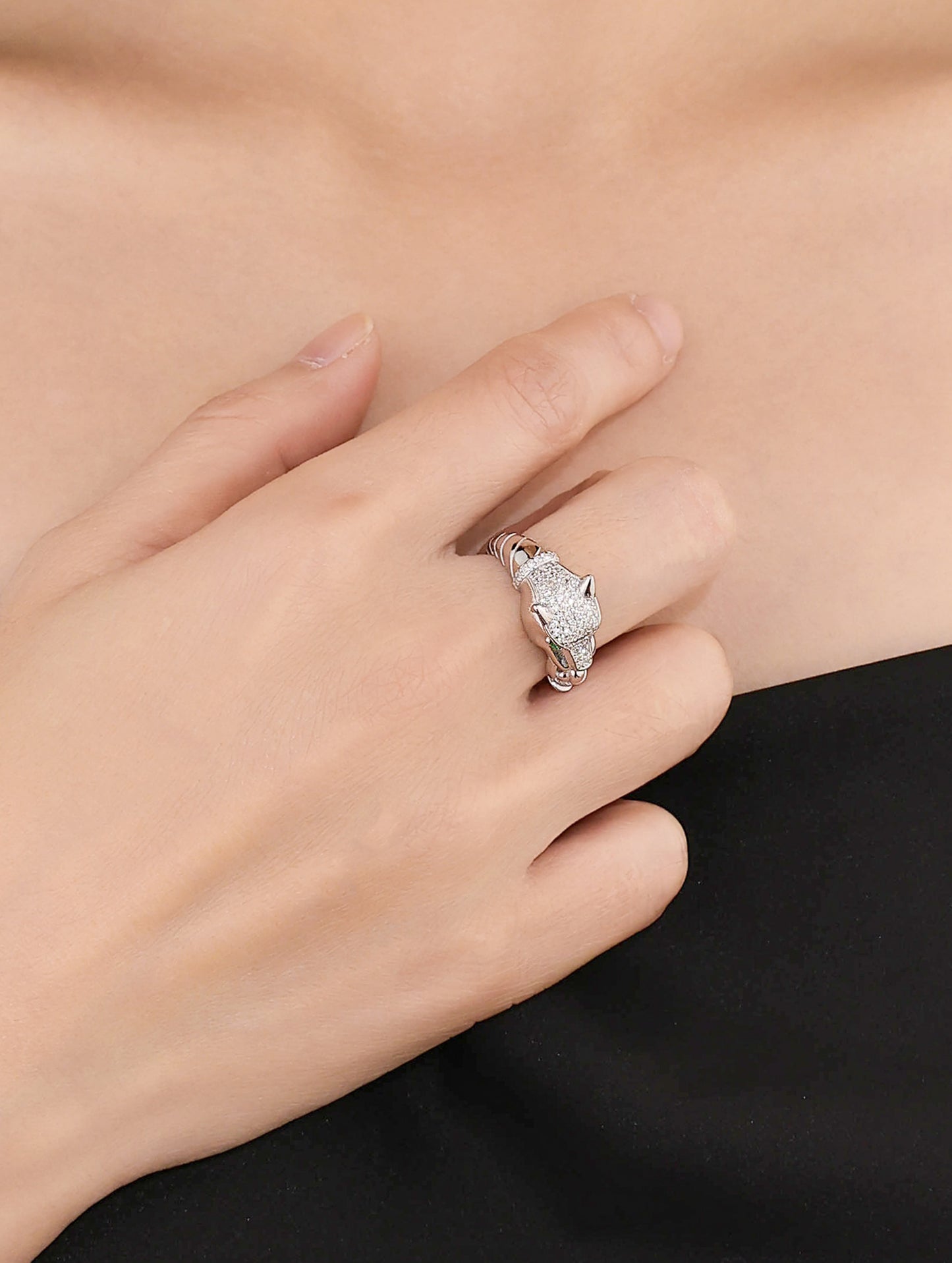 EMERALD EYE PANTHER RING