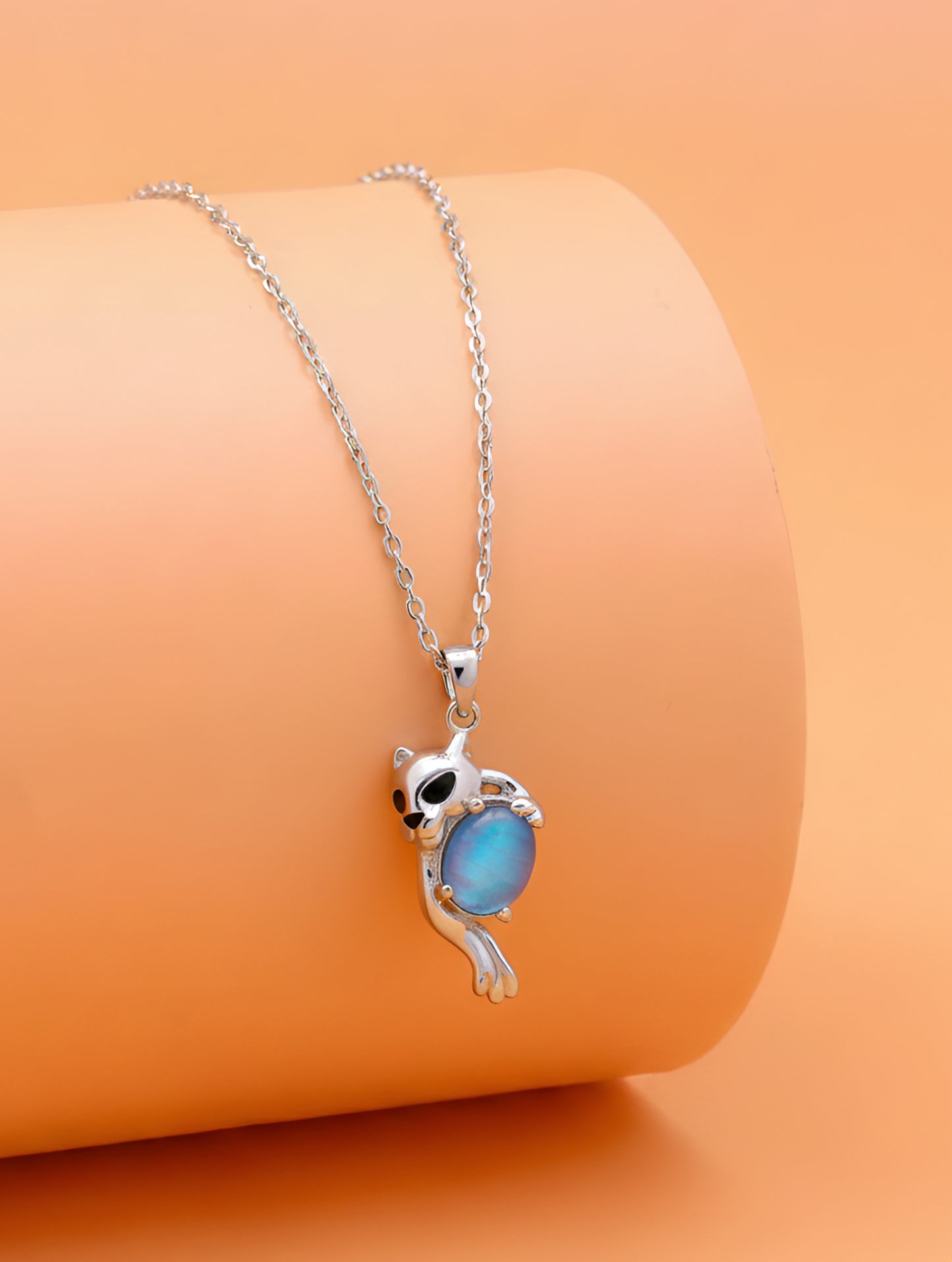 KIDS CHAIN