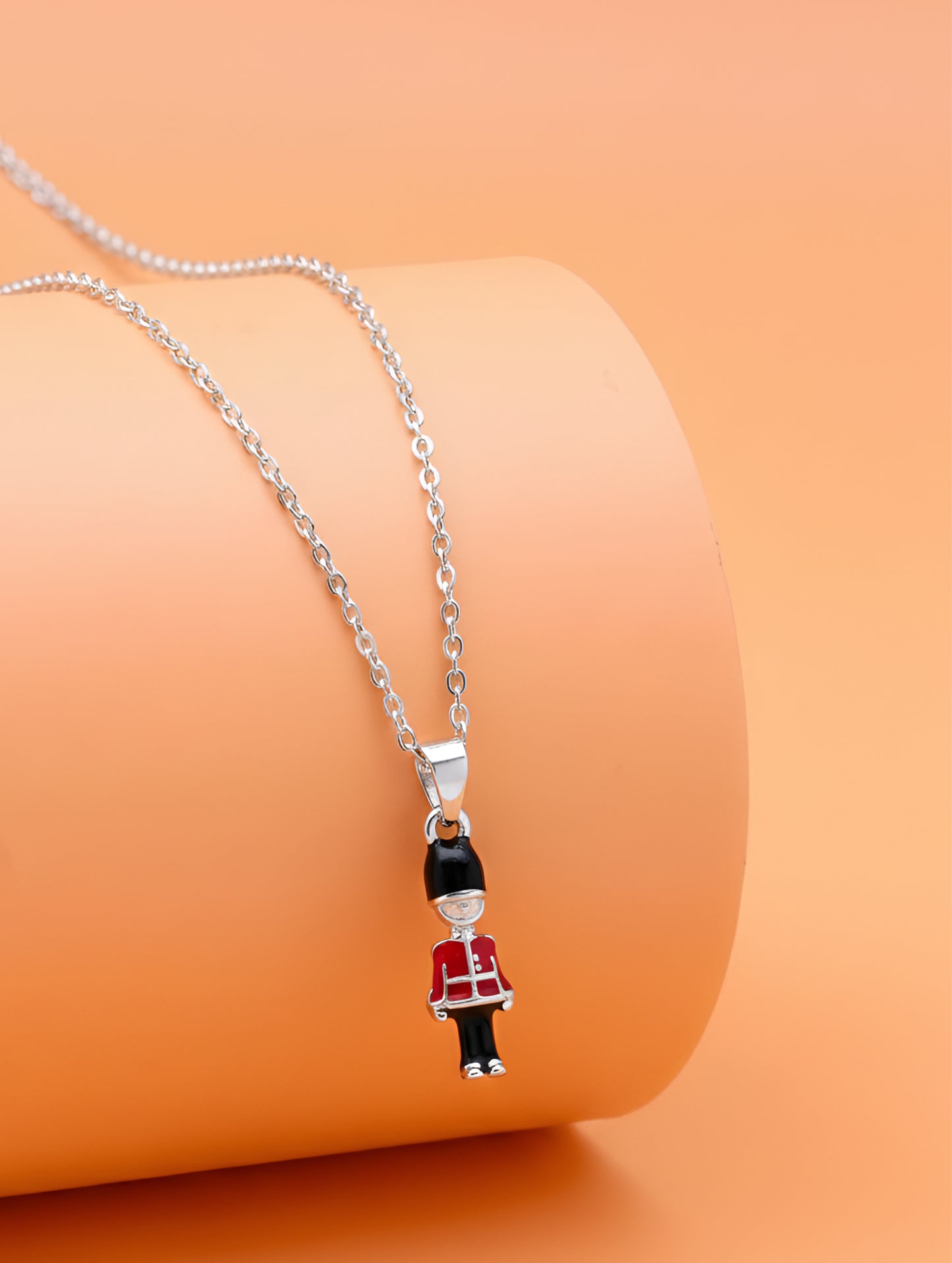 KIDS CHAIN