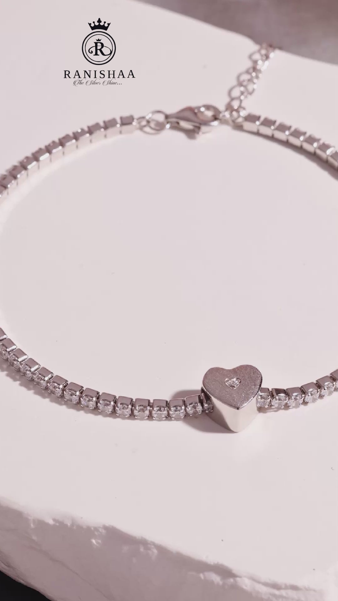 Load and play video in Gallery viewer, AAFREEN BRACELET

