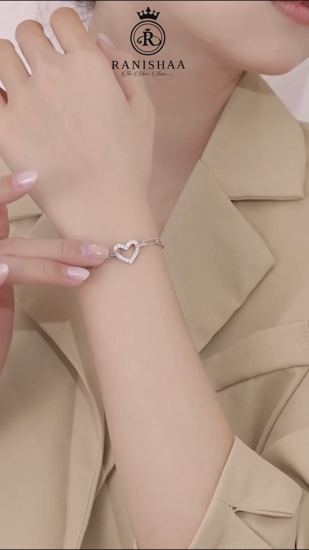 Load and play video in Gallery viewer, AAFREEN BRACELET
