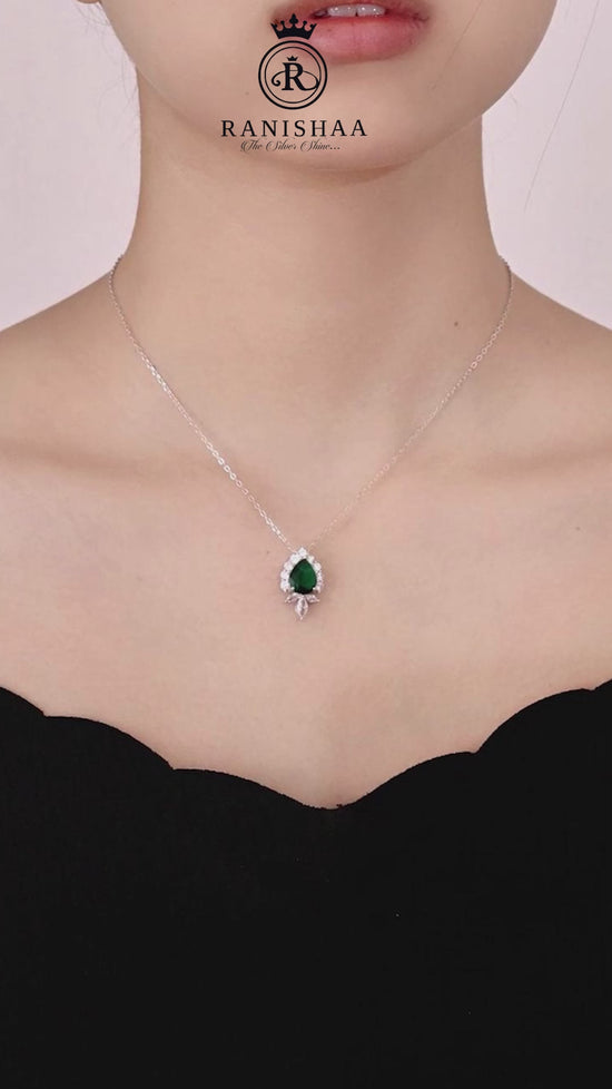 Load and play video in Gallery viewer, CHARM CHAIN
