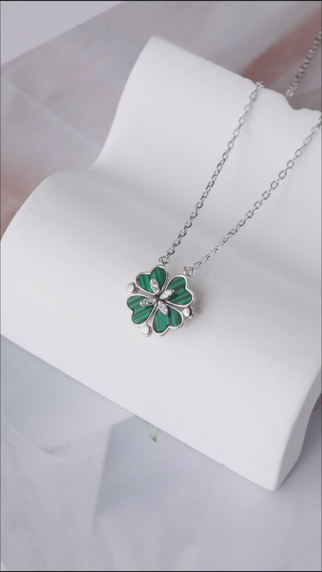 Load and play video in Gallery viewer, MAGNETIC CLOVER OF LOVE CHARM CHAIN
