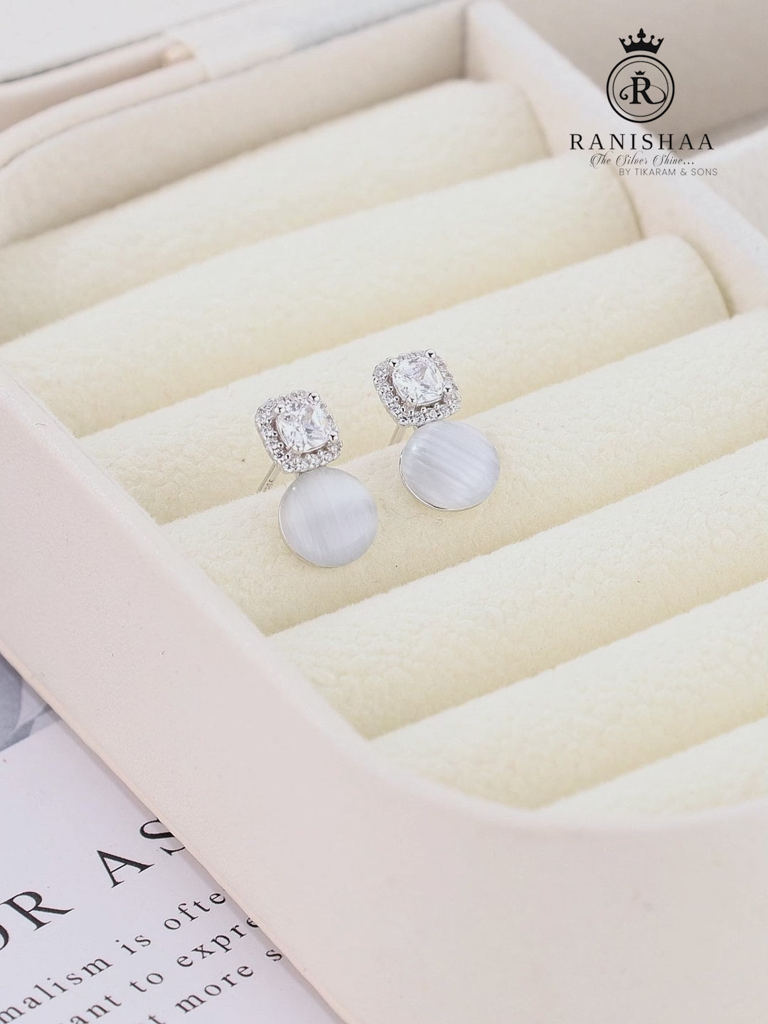 Load and play video in Gallery viewer, MOONLIT AURA EARRINGS
