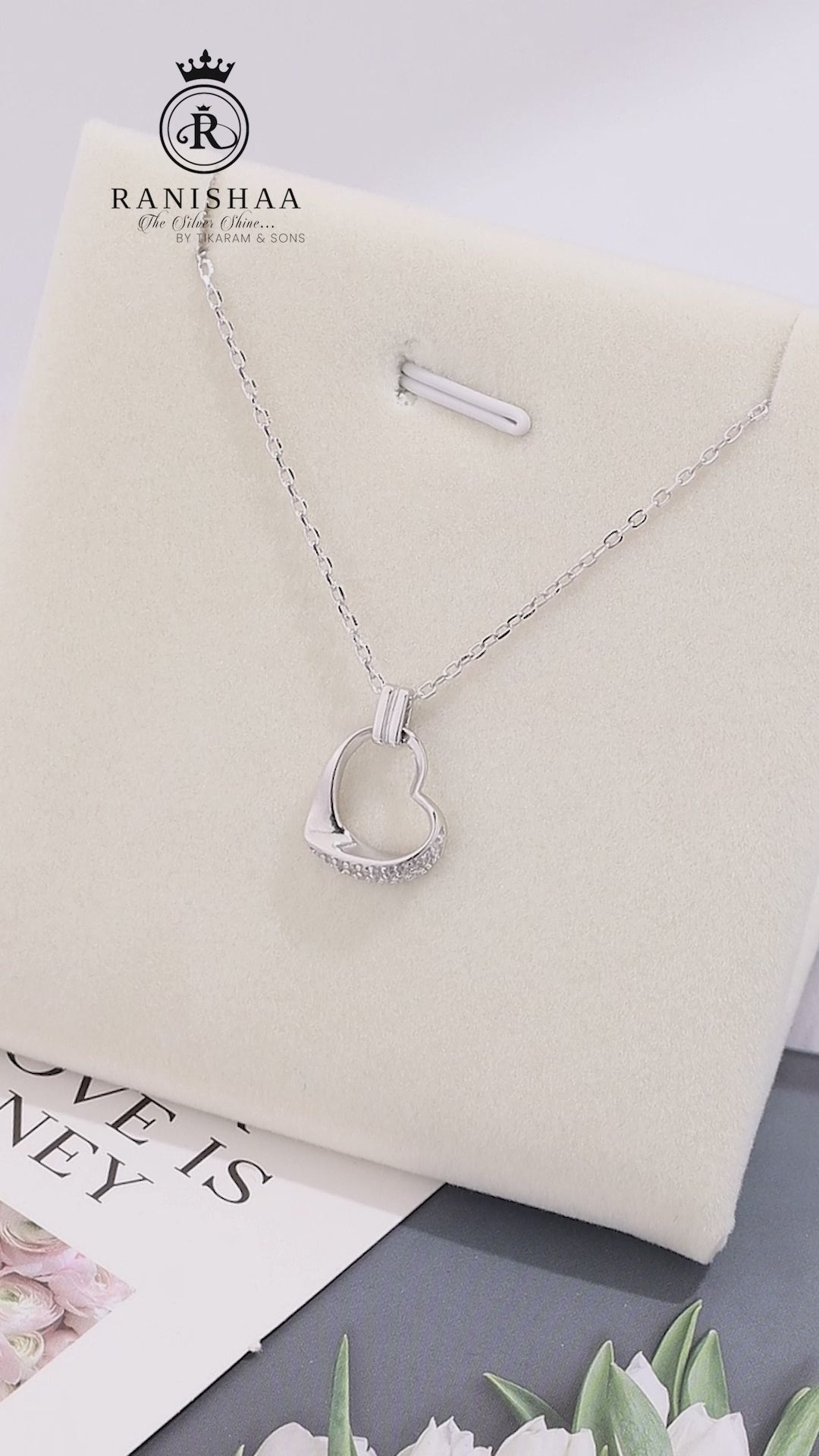 Load and play video in Gallery viewer, SERENITY HEART HALO CHARM CHAIN
