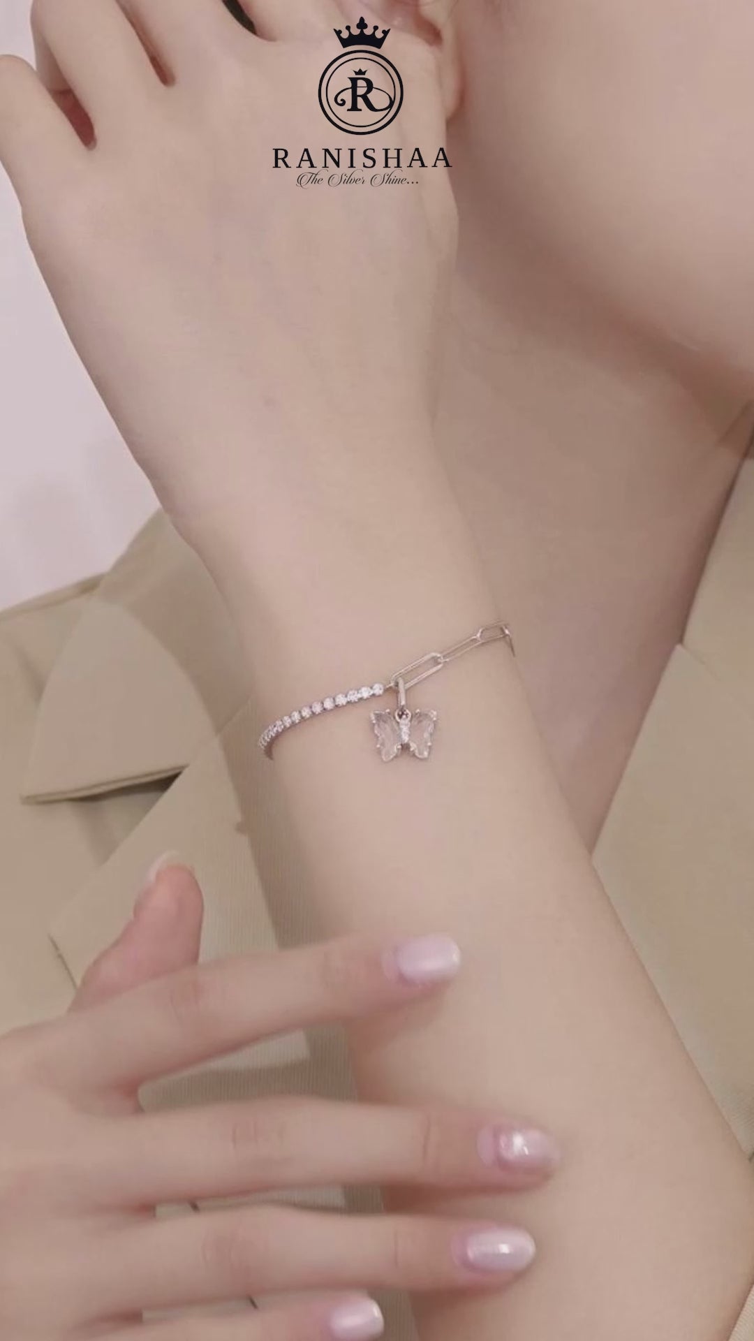 Load and play video in Gallery viewer, AAFREEN BRACELET
