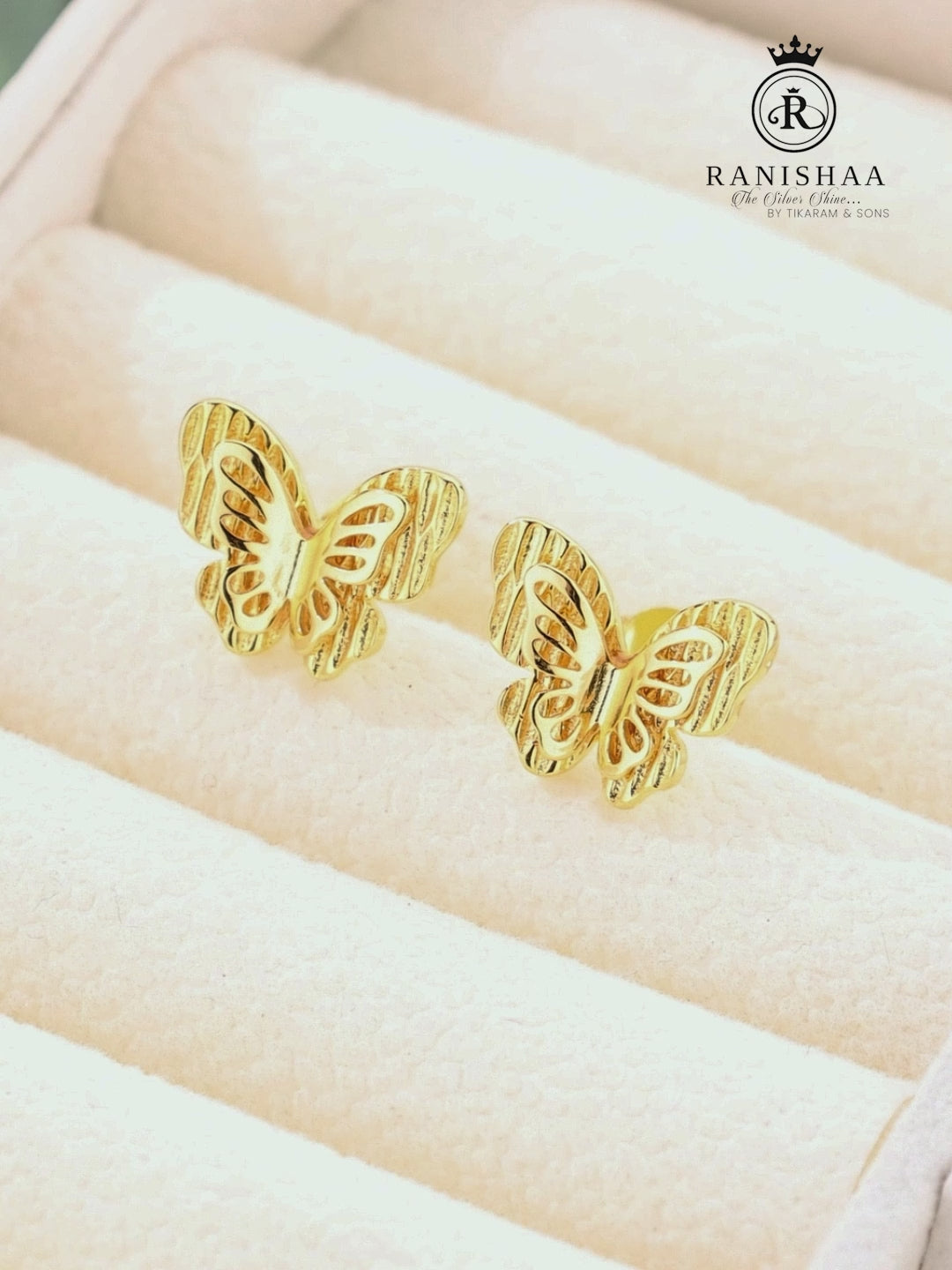 Load and play video in Gallery viewer, BUTTERFLY BLOOM EARRINGS
