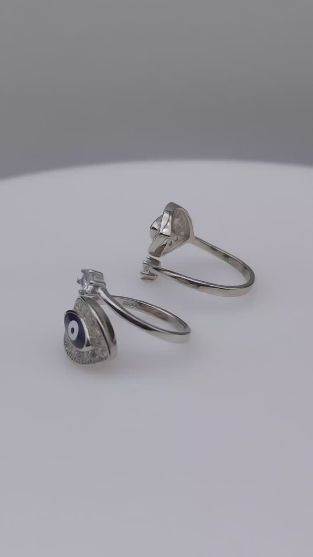 Load and play video in Gallery viewer, TOE RINGS (STYLE 1197)

