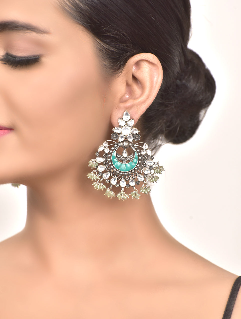 Load image into Gallery viewer, DILKASH EARRINGS (STYLE 1066)

