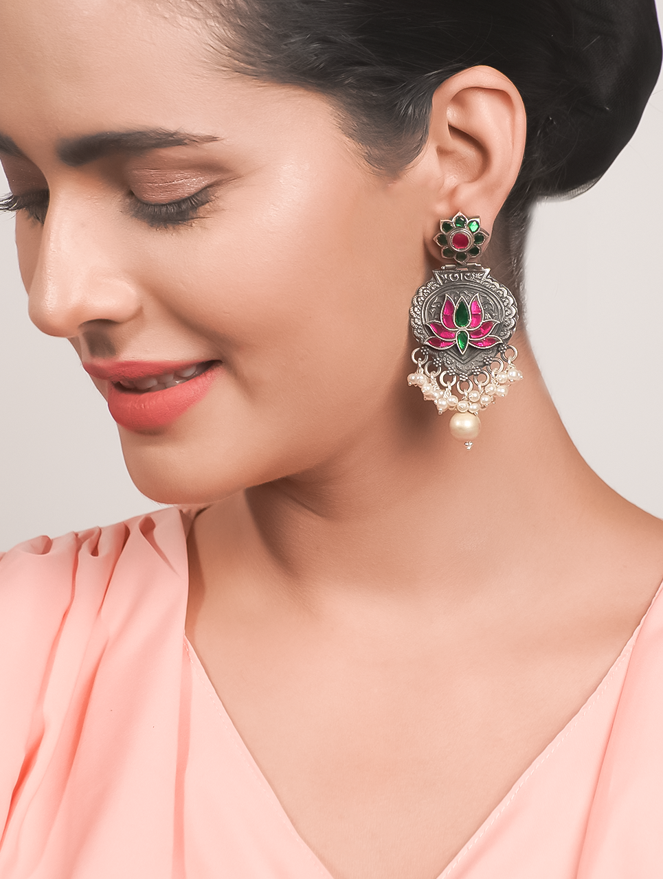 Load image into Gallery viewer, NAZAKAT EARRINGS (STYLE 908)
