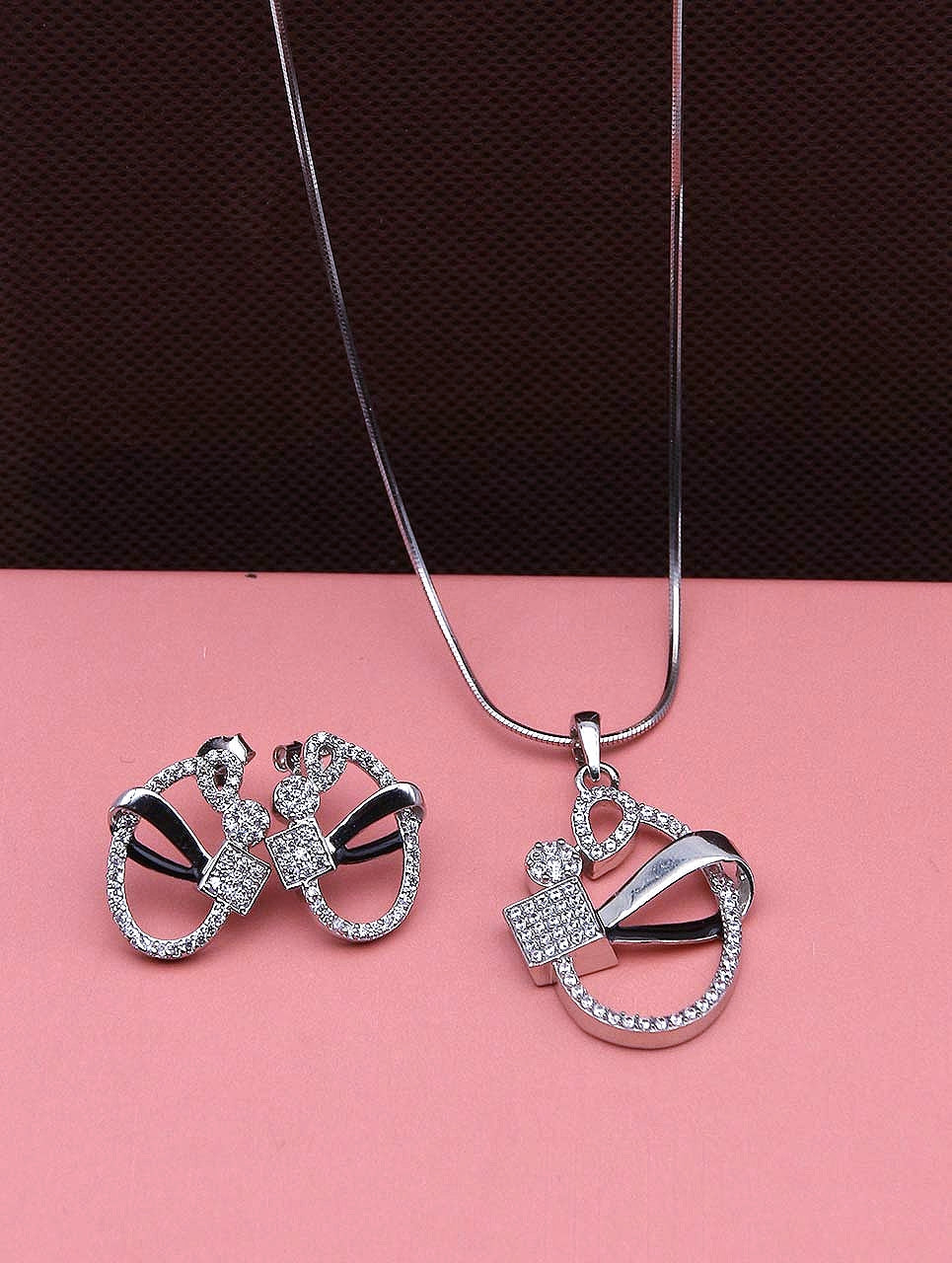 Load image into Gallery viewer, PENDANT SET (STYLE 2995)
